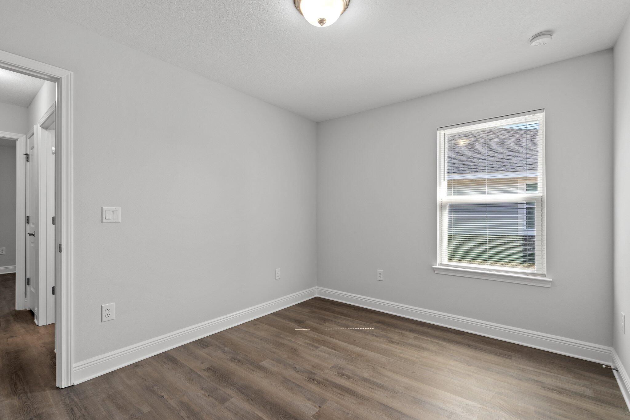 RIVERWALK PH I - Residential Lease