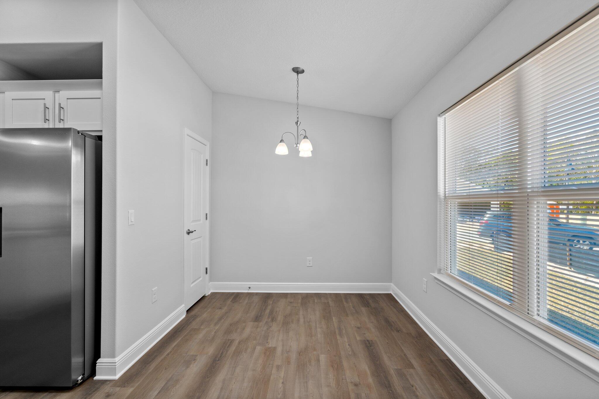 RIVERWALK PH I - Residential Lease