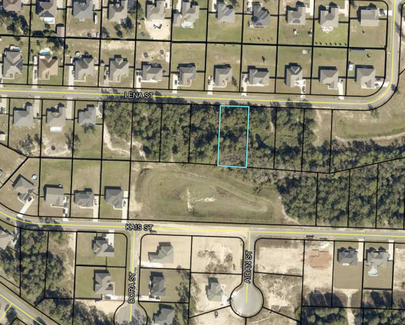 Huge lot in a thriving neighborhood between Baker and Crestview . Quick access to hwy 4, I-10 Beaches, Bases and Crestview Shopping ! Baker Schools ! Bring Your Floor plans !