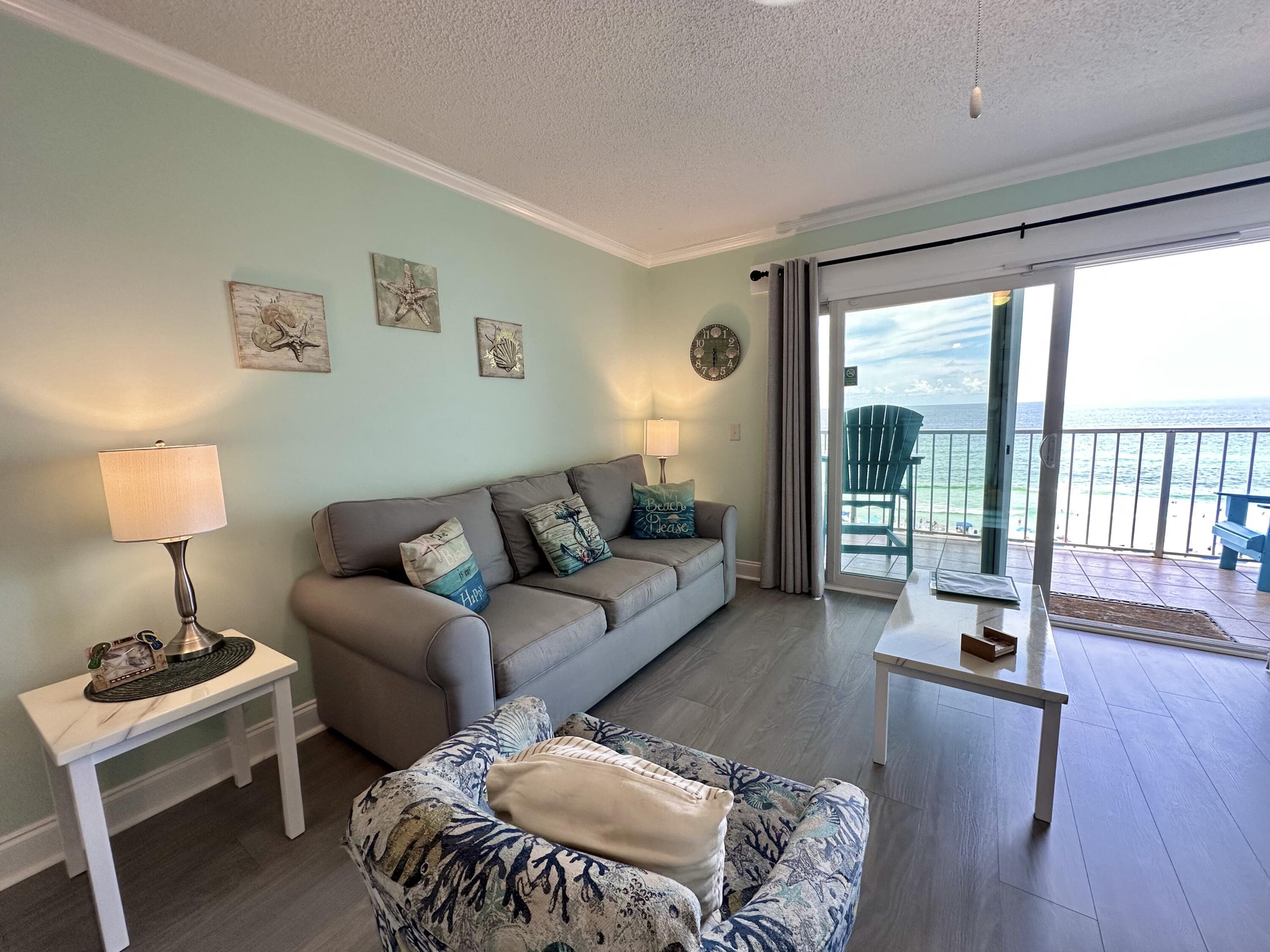 THE SUMMIT - Residential