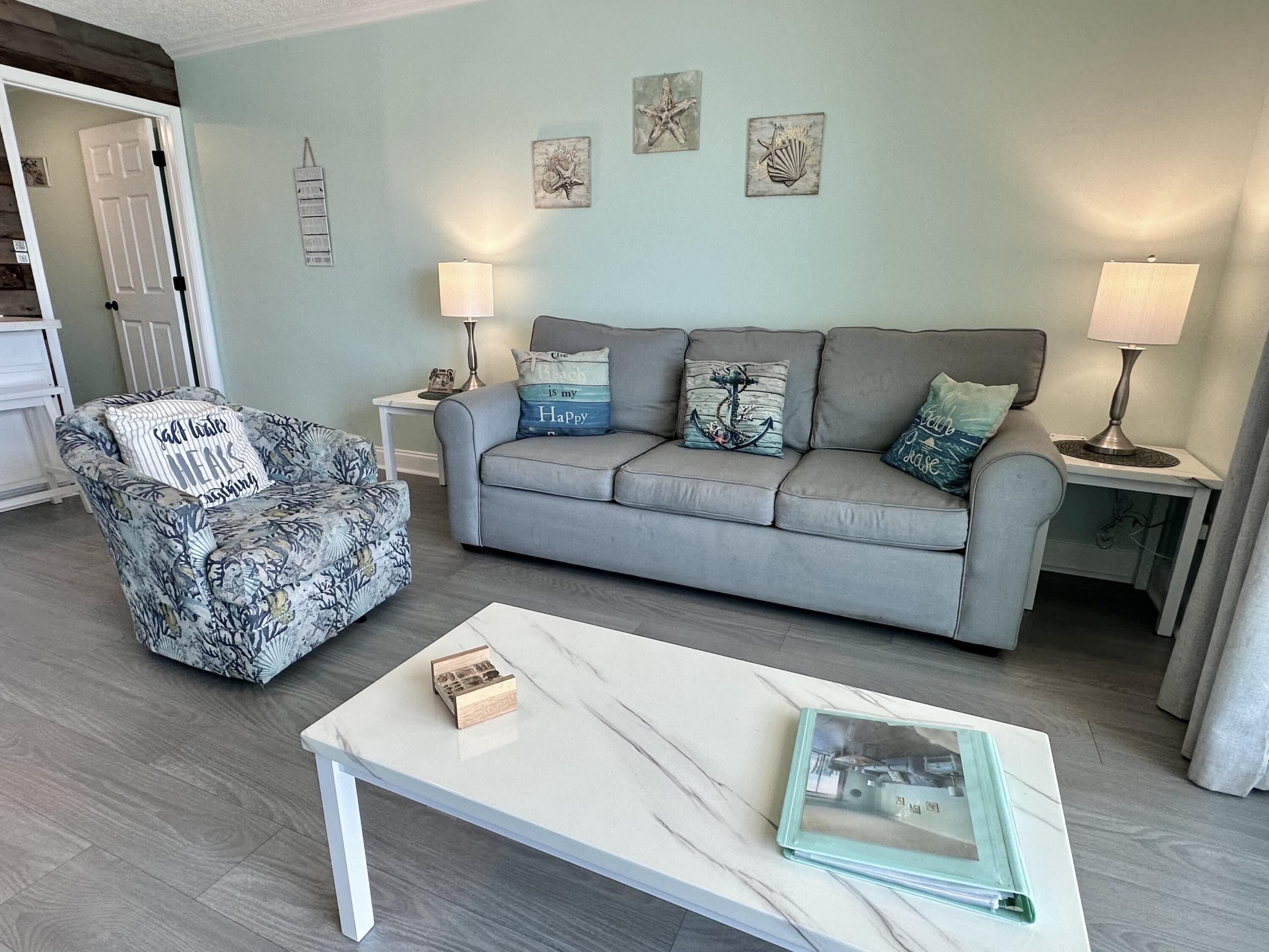 THE SUMMIT - Residential