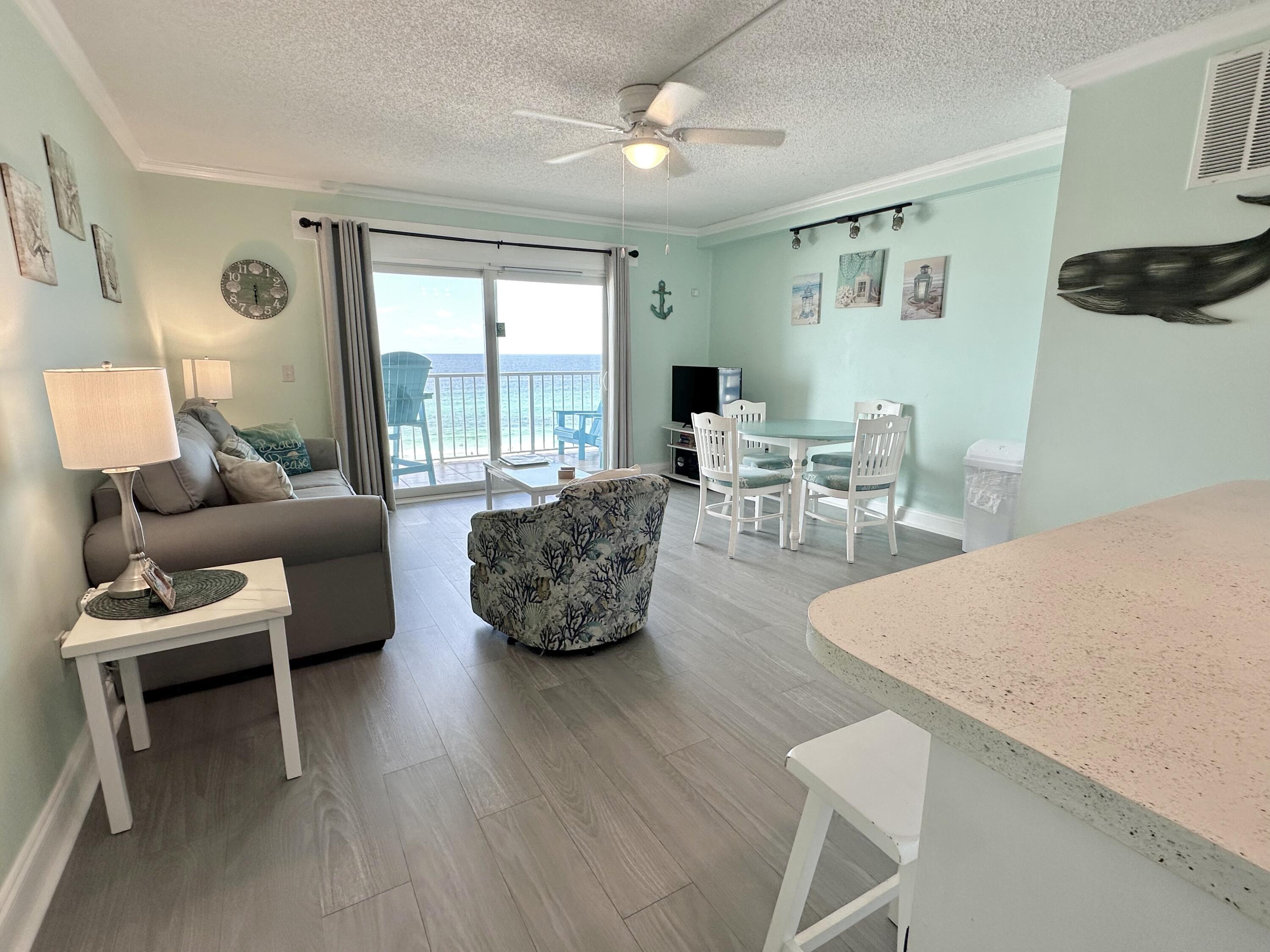 THE SUMMIT - Residential