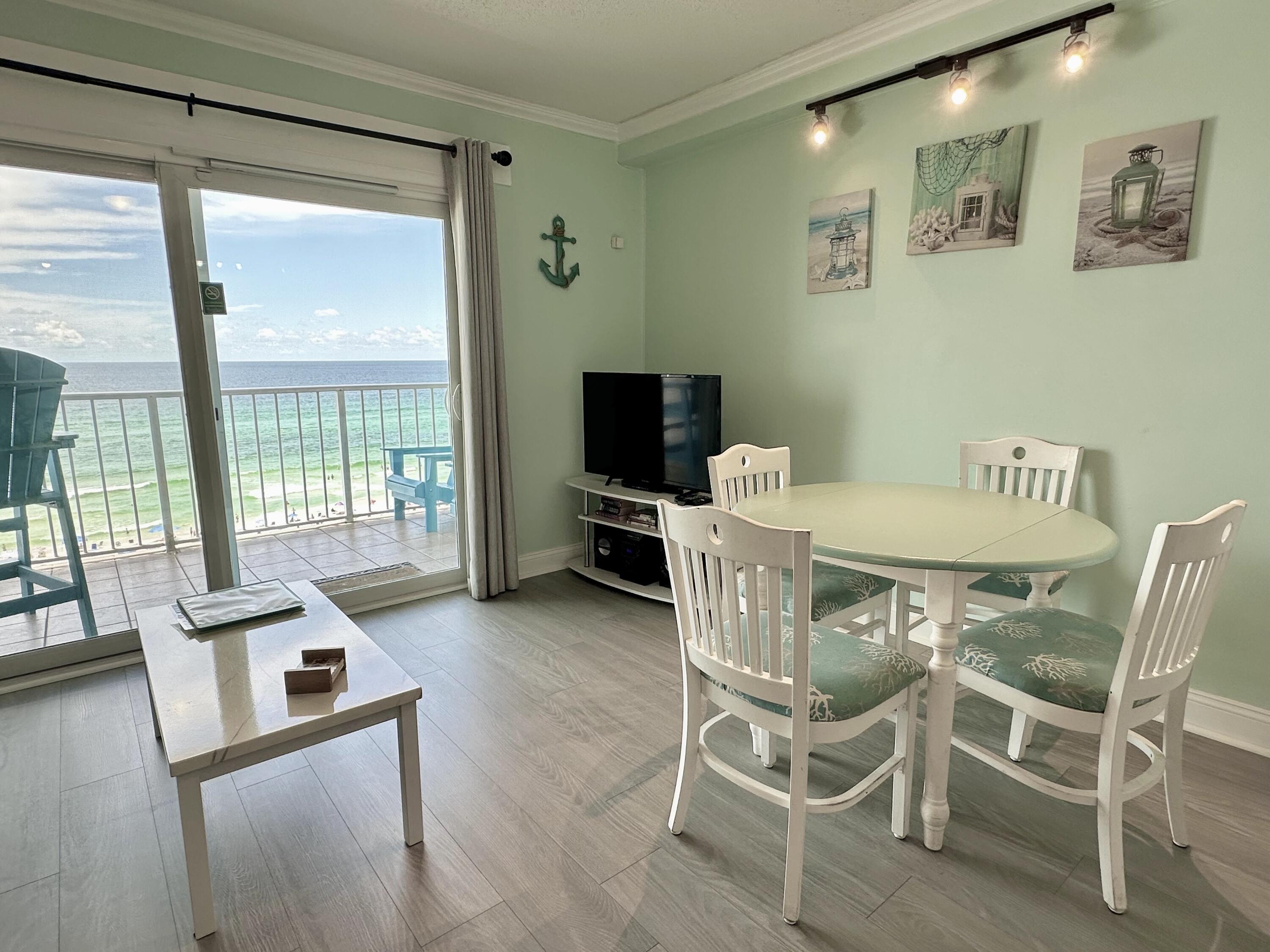 THE SUMMIT - Residential