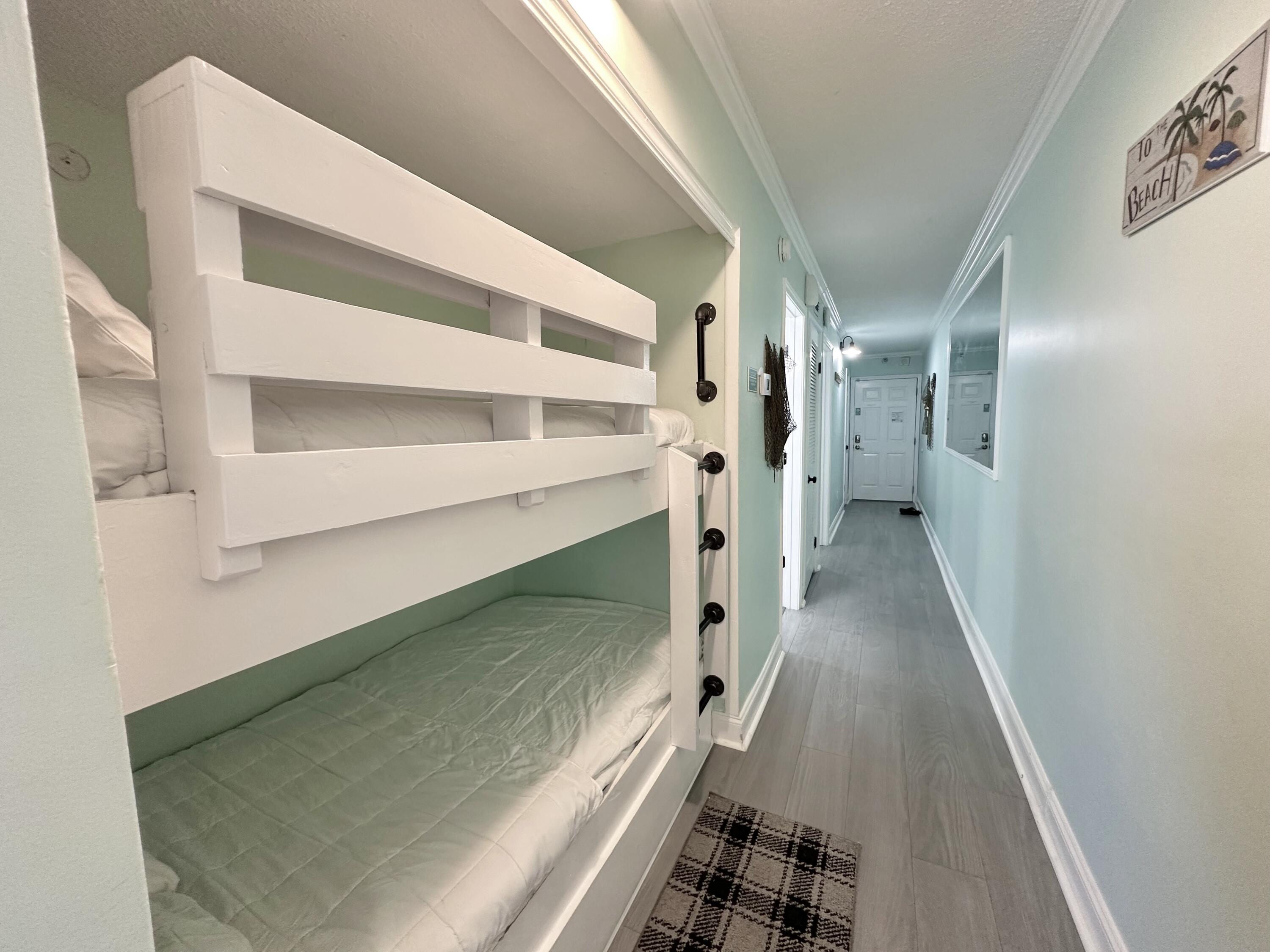 THE SUMMIT - Residential