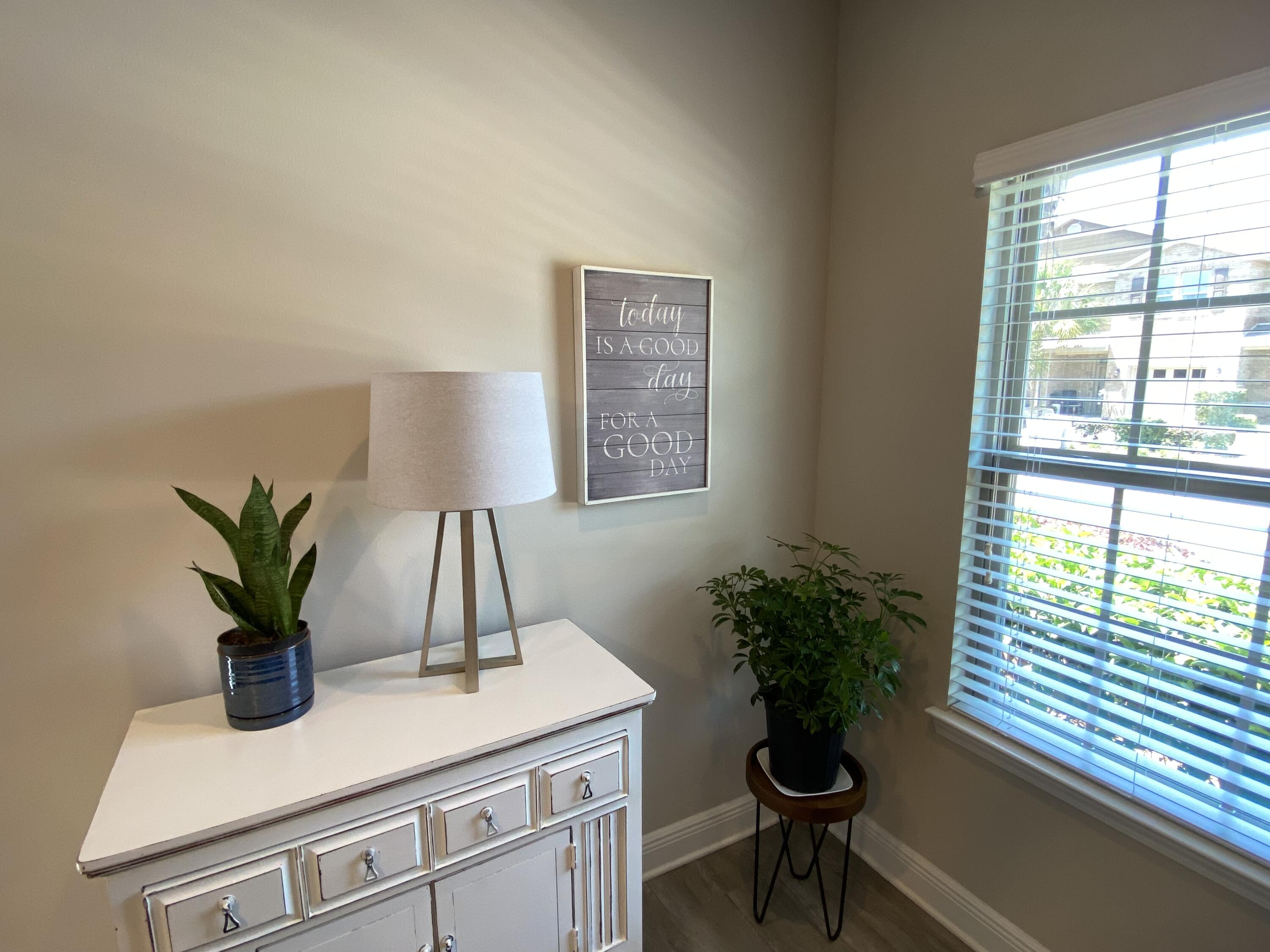 RESERVE POINTE - Residential