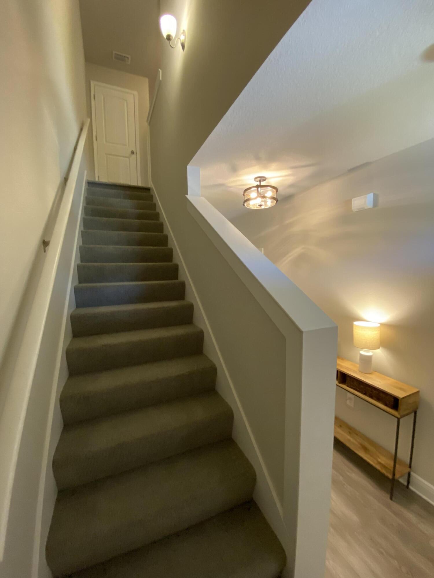 RESERVE POINTE - Residential