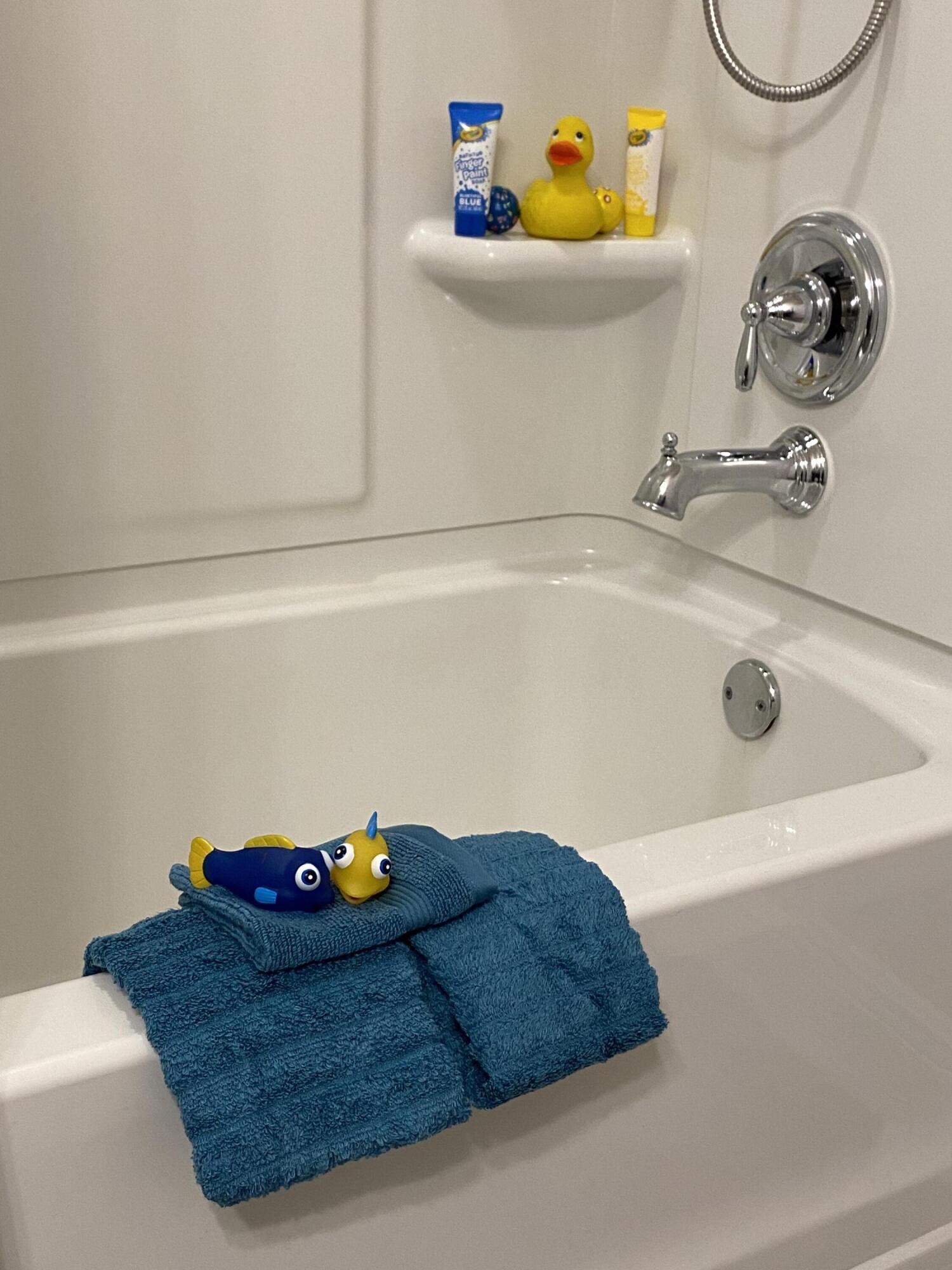 RESERVE POINTE - Residential