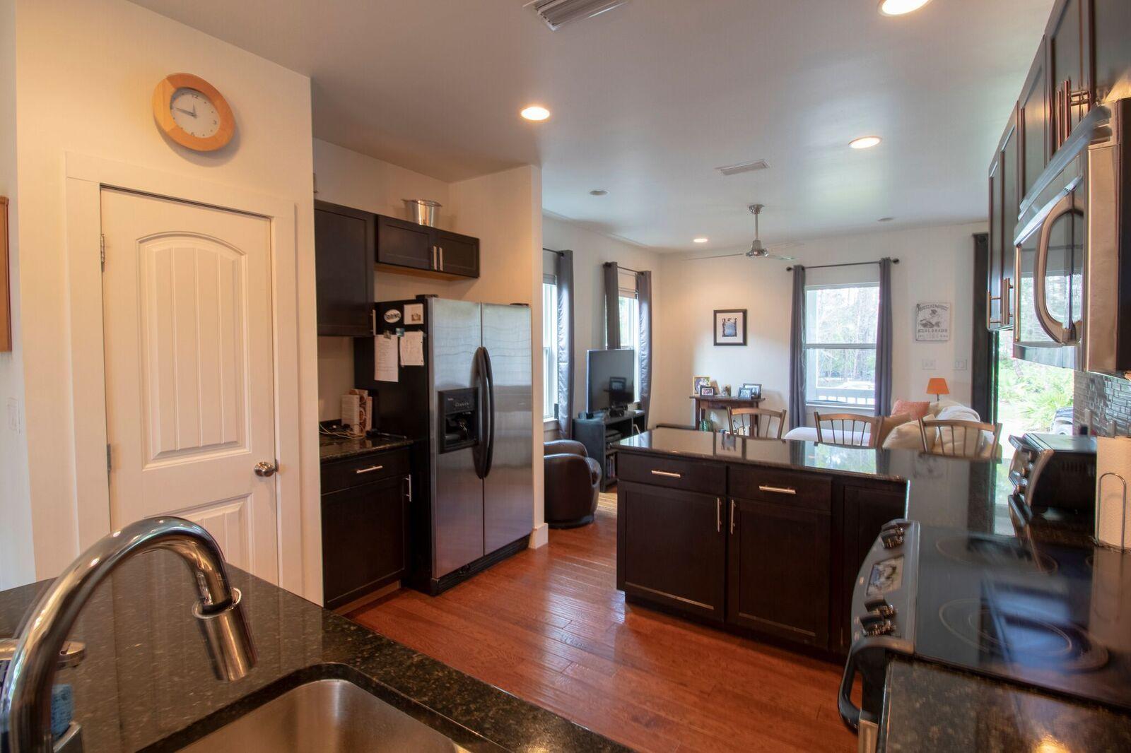 MCKENNIES UNREC - Residential Lease