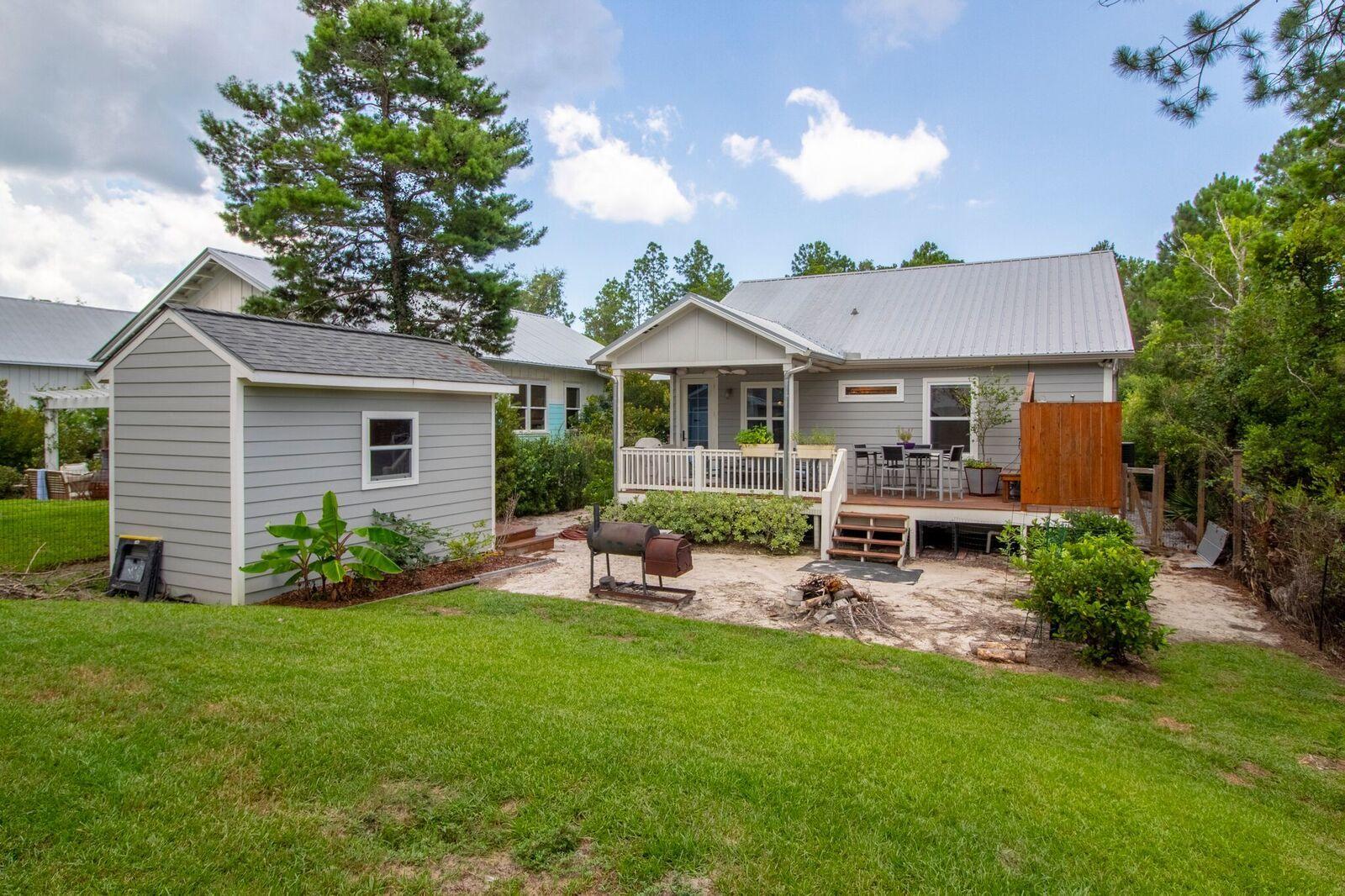 MCKENNIES UNREC - Residential Lease