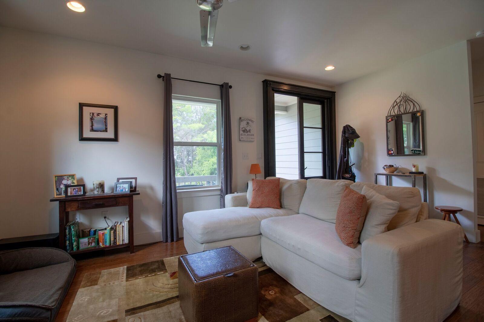 MCKENNIES UNREC - Residential Lease