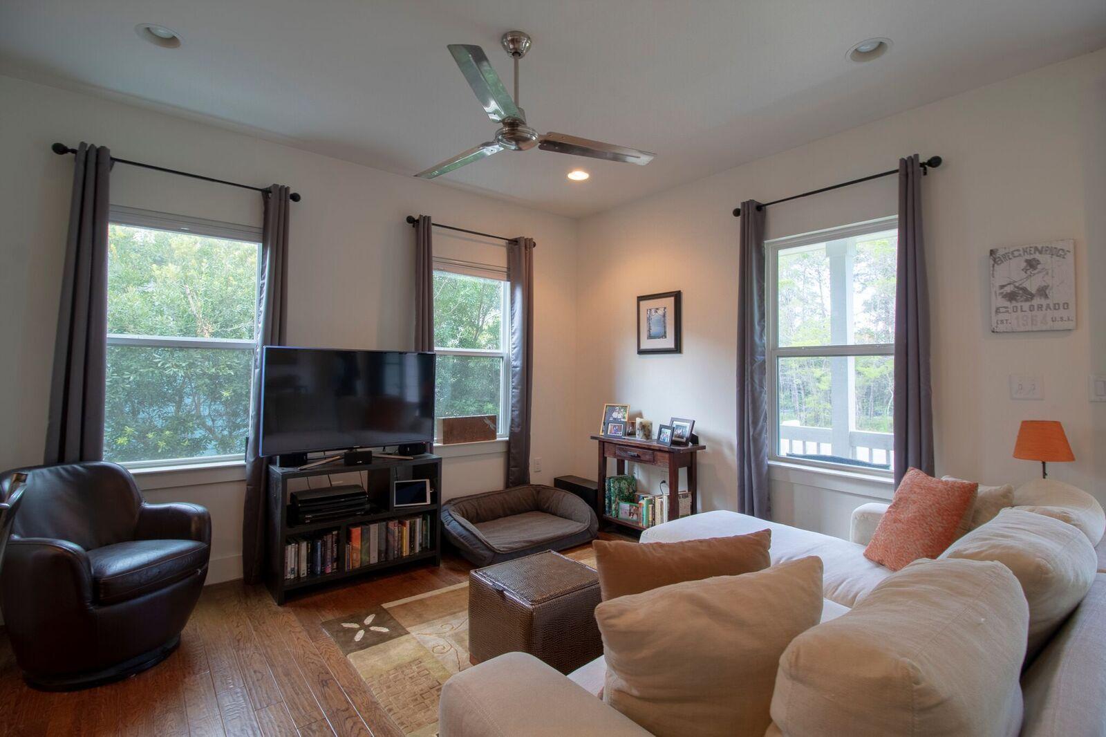 MCKENNIES UNREC - Residential Lease