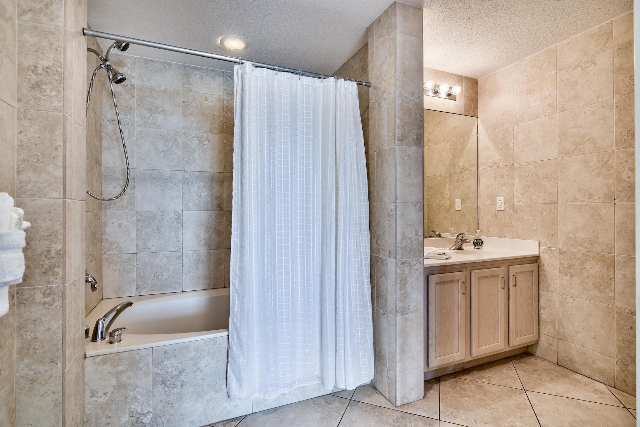 STERLING REEF - Residential