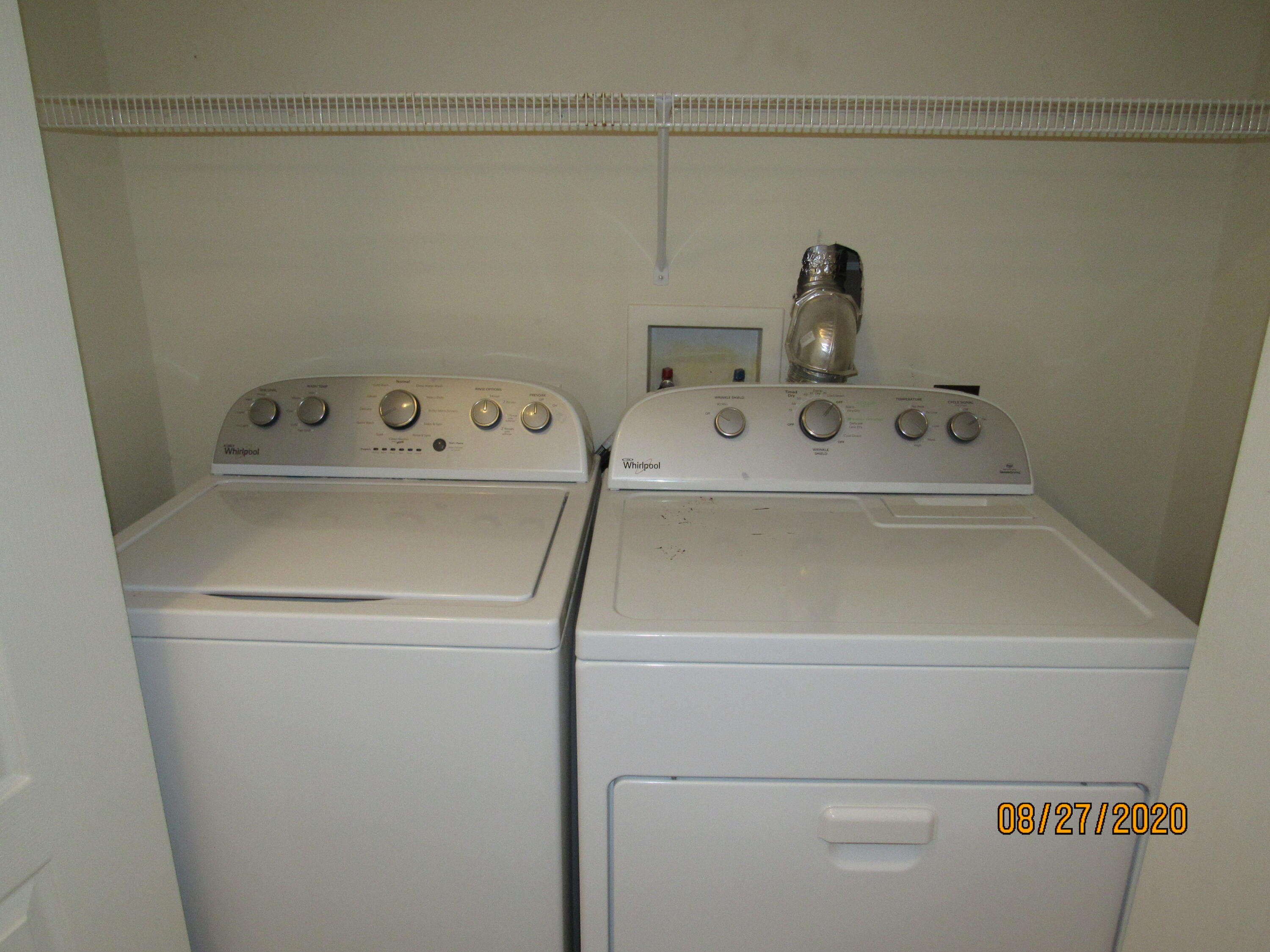 TWIN LAKES TOWNHOMES PH 2 - Residential