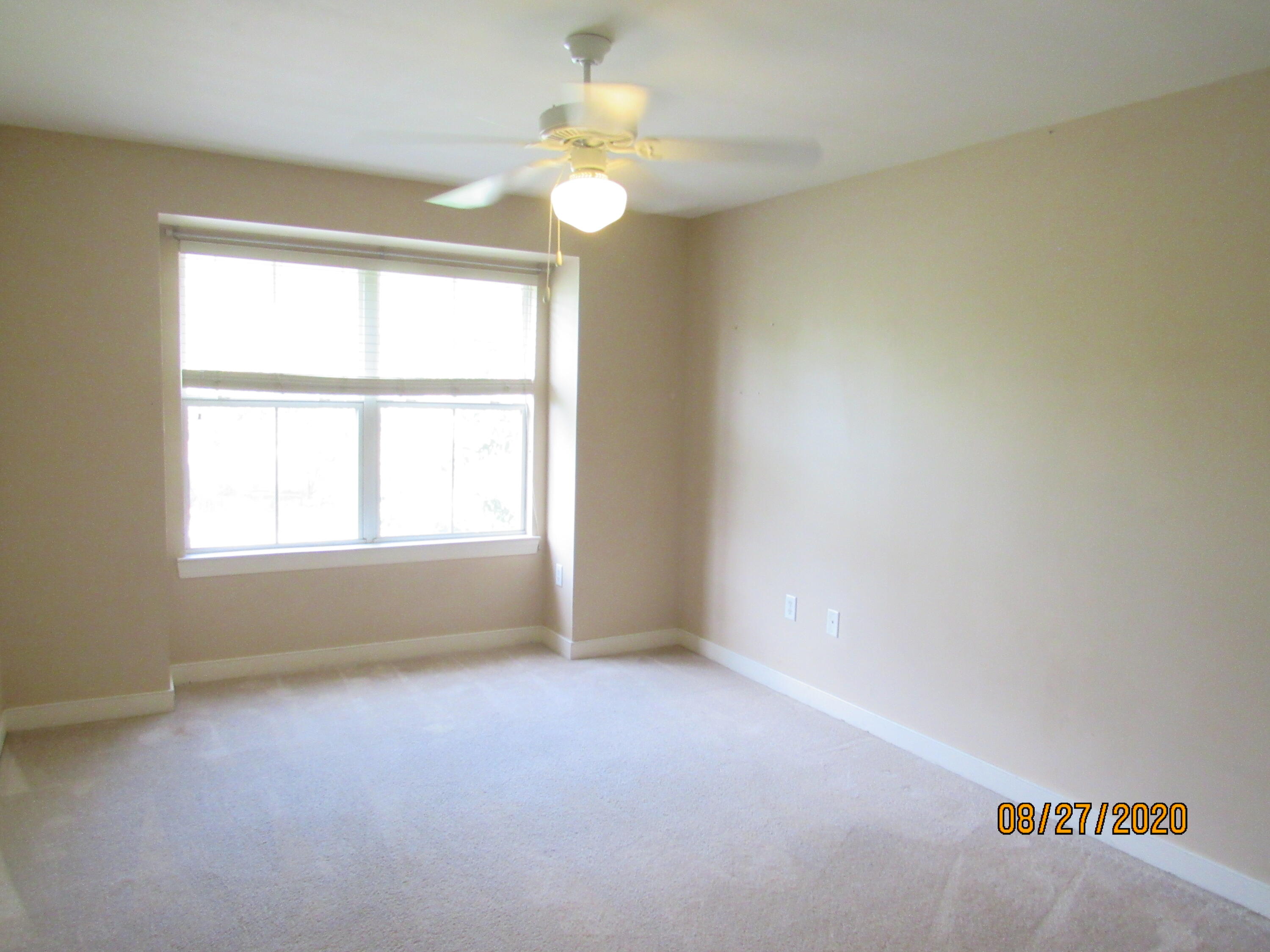 TWIN LAKES TOWNHOMES PH 2 - Residential