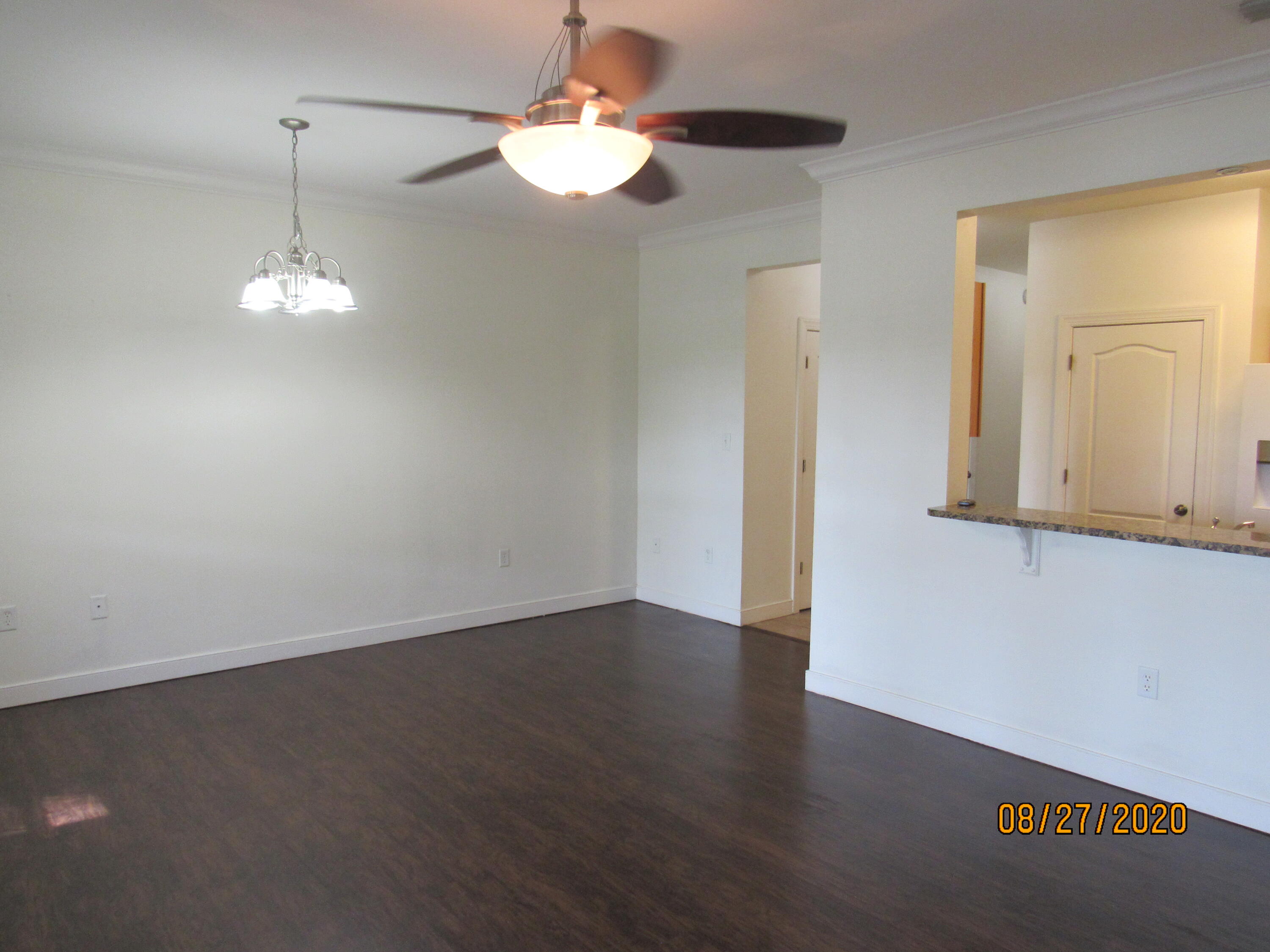 TWIN LAKES TOWNHOMES PH 2 - Residential