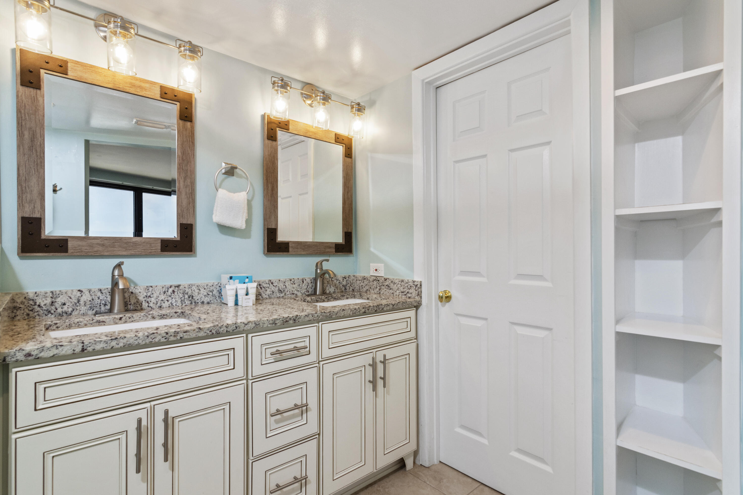 BEACHSIDE 2 CONDO - Residential