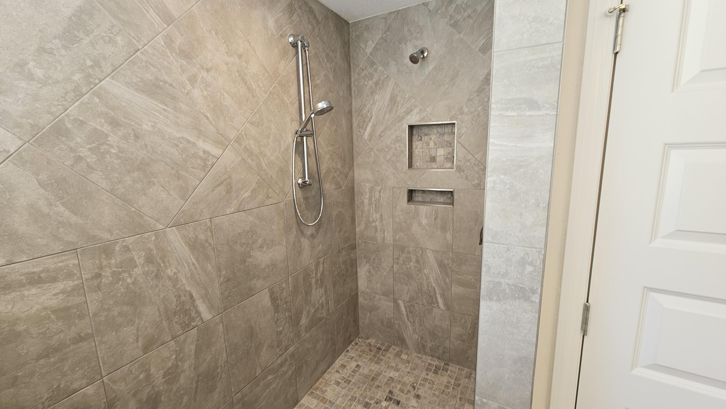 Nature Lake - Residential