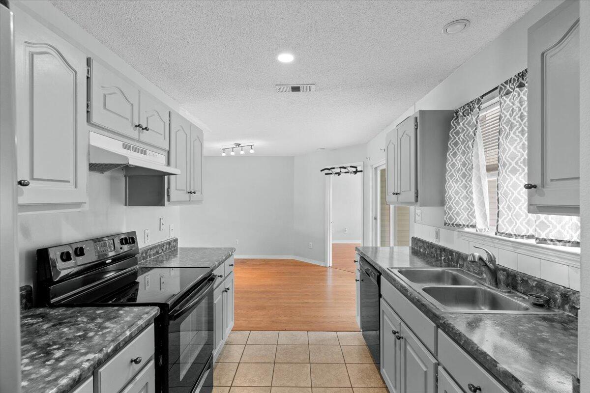 BENT TREE ESTATES - Residential