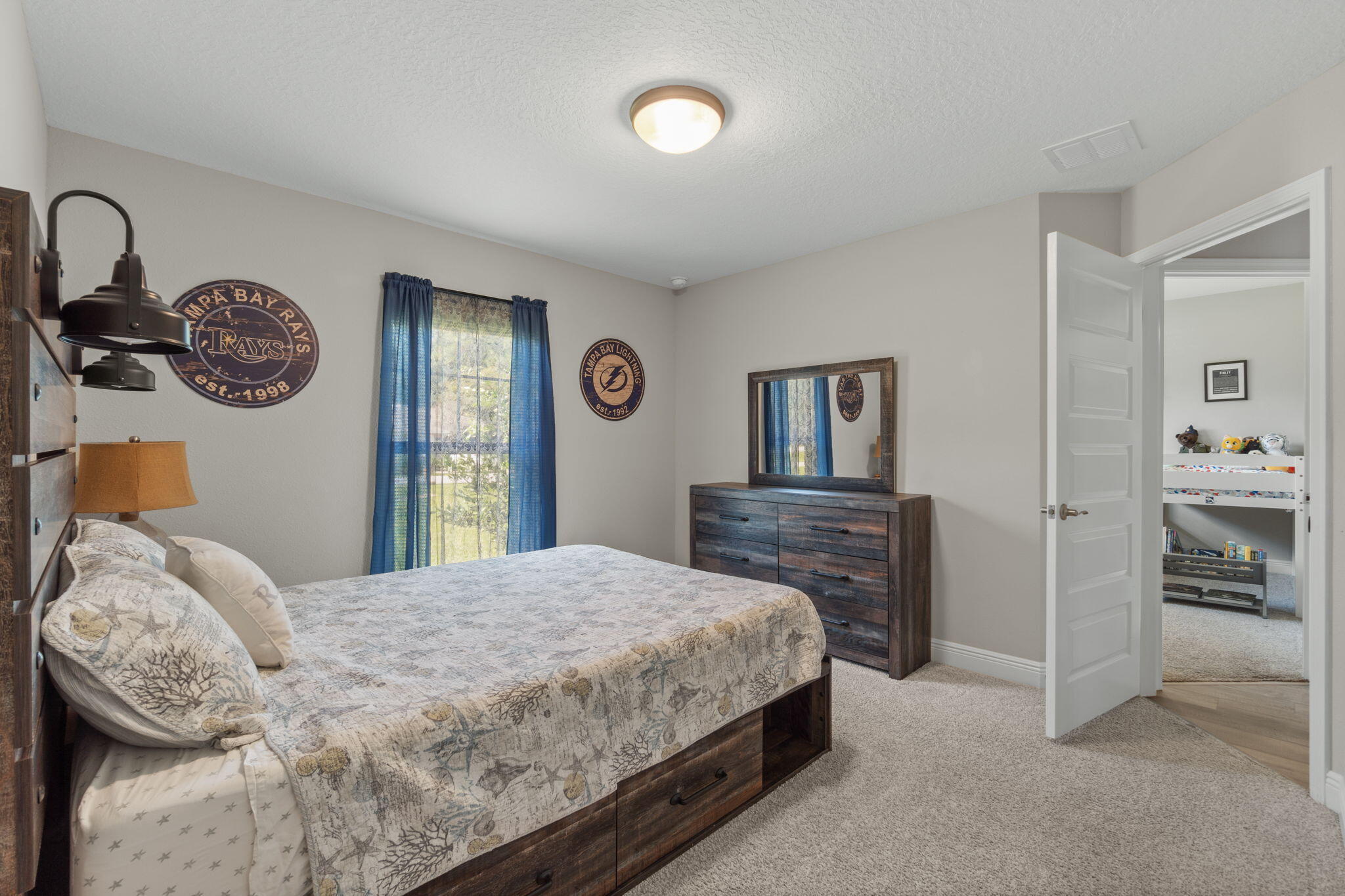 HOLLEY BY THE SEA - Residential