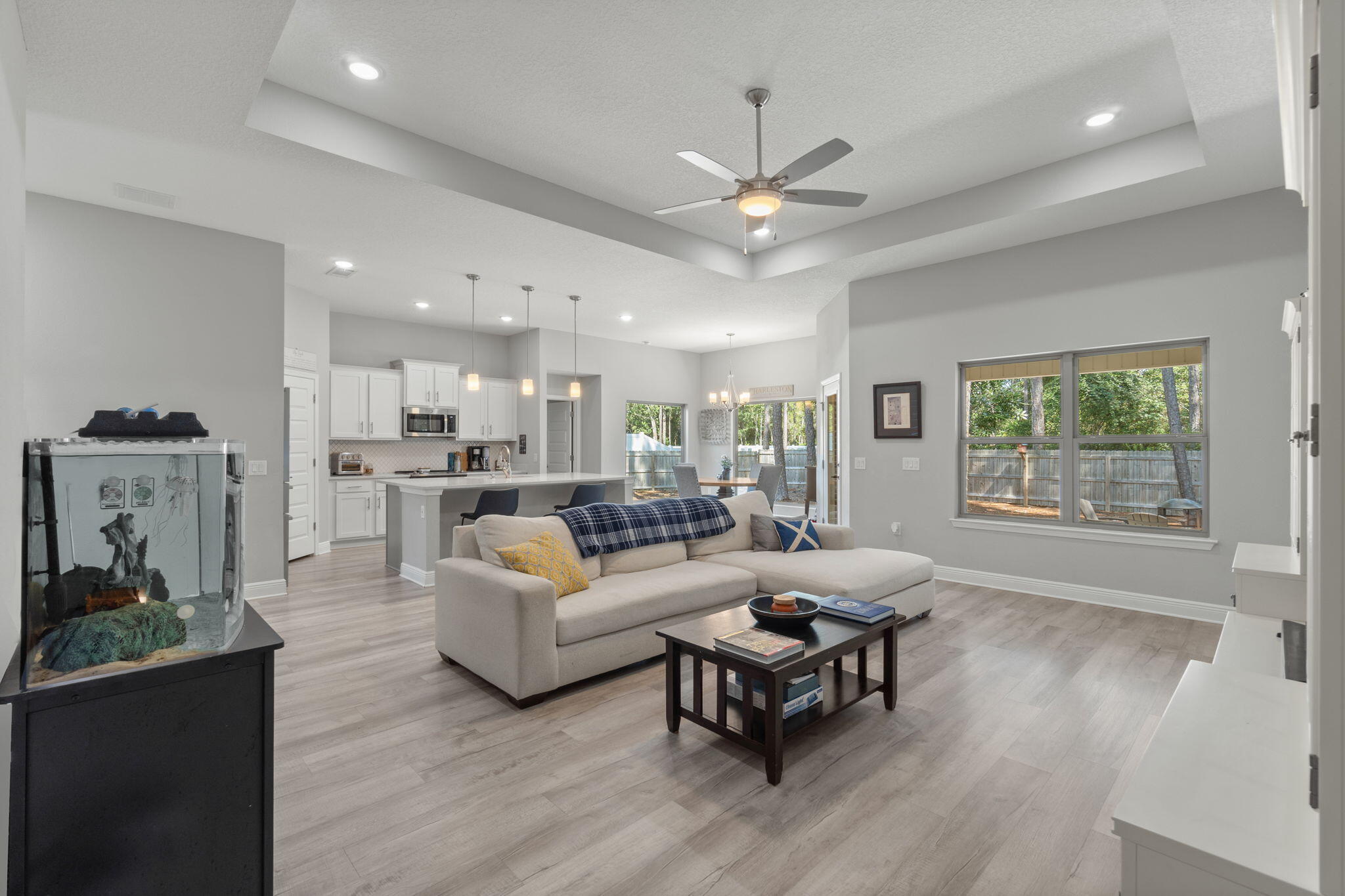 HOLLEY BY THE SEA - Residential