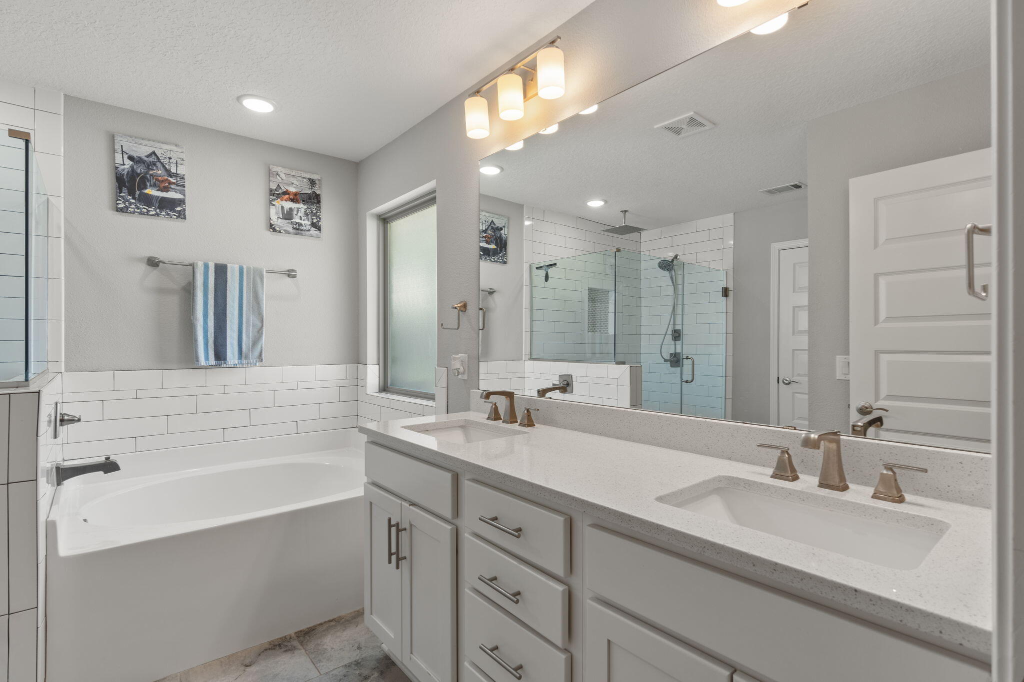 HOLLEY BY THE SEA - Residential