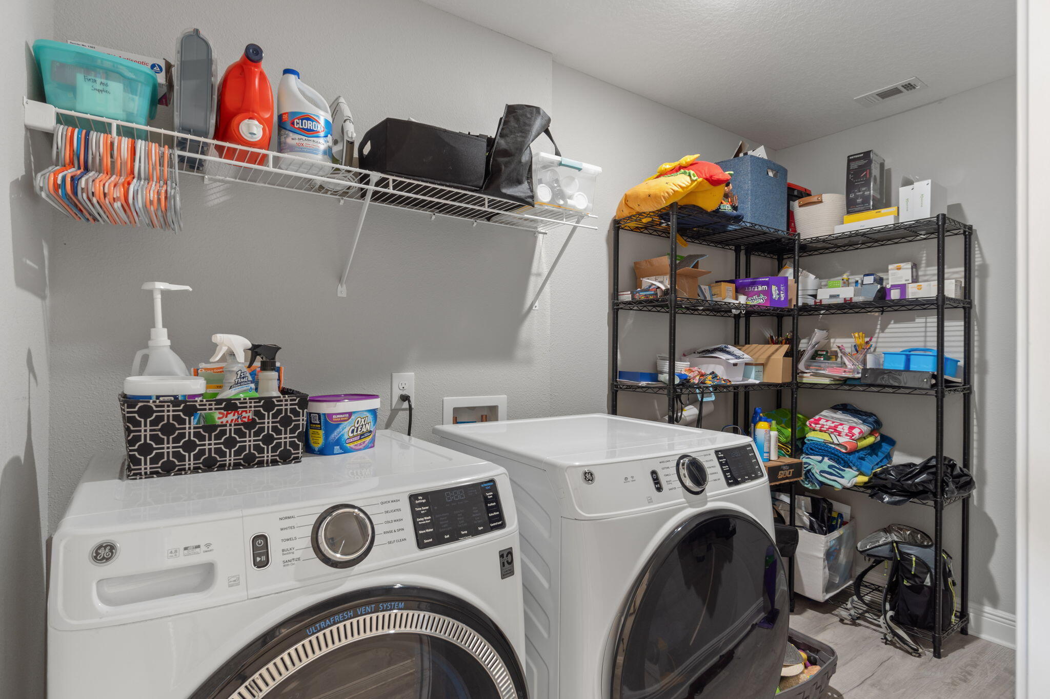 HOLLEY BY THE SEA - Residential