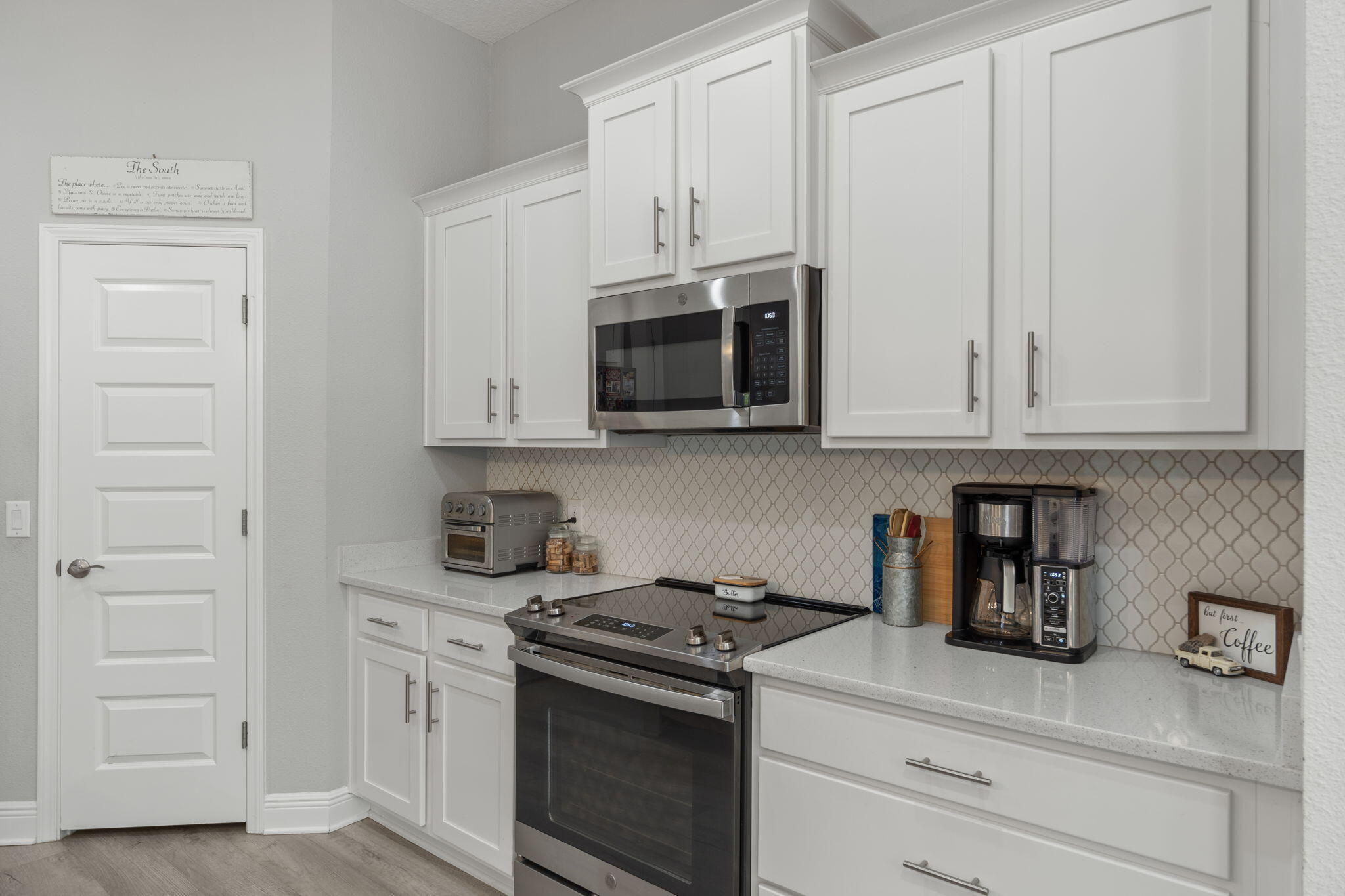 HOLLEY BY THE SEA - Residential