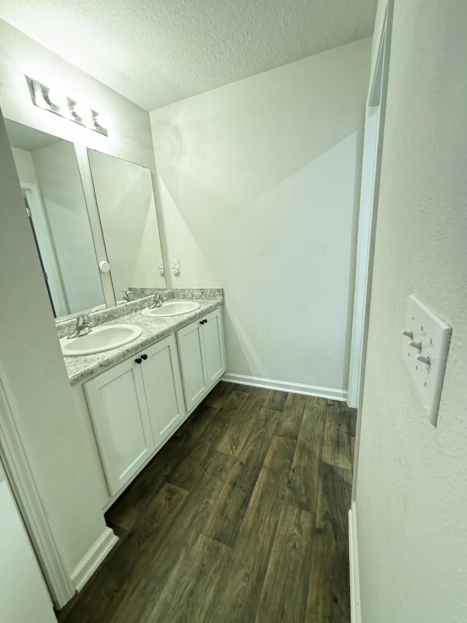 Cambria - Residential Lease