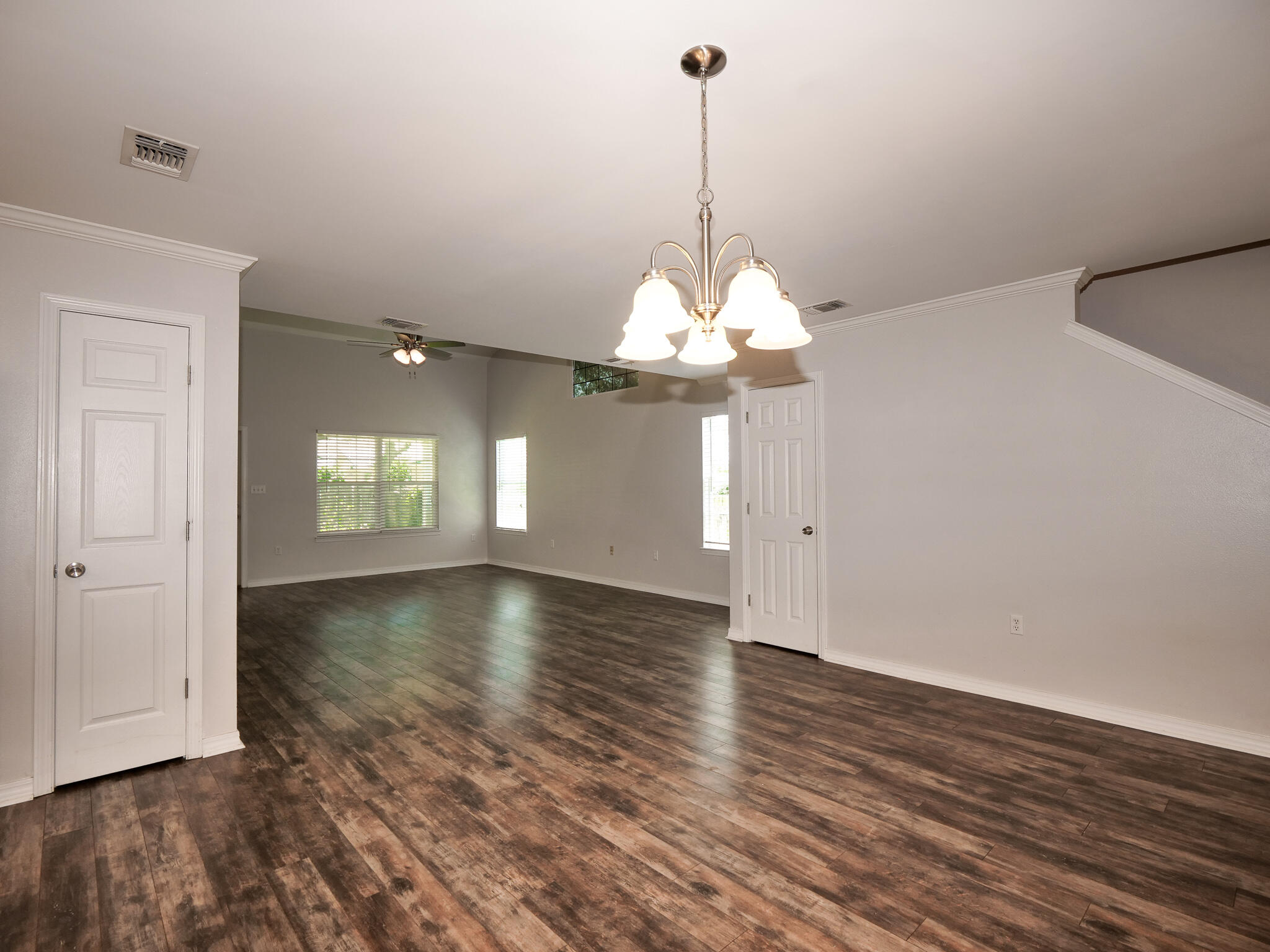 VALPARAISO PINECREST 1 - Residential