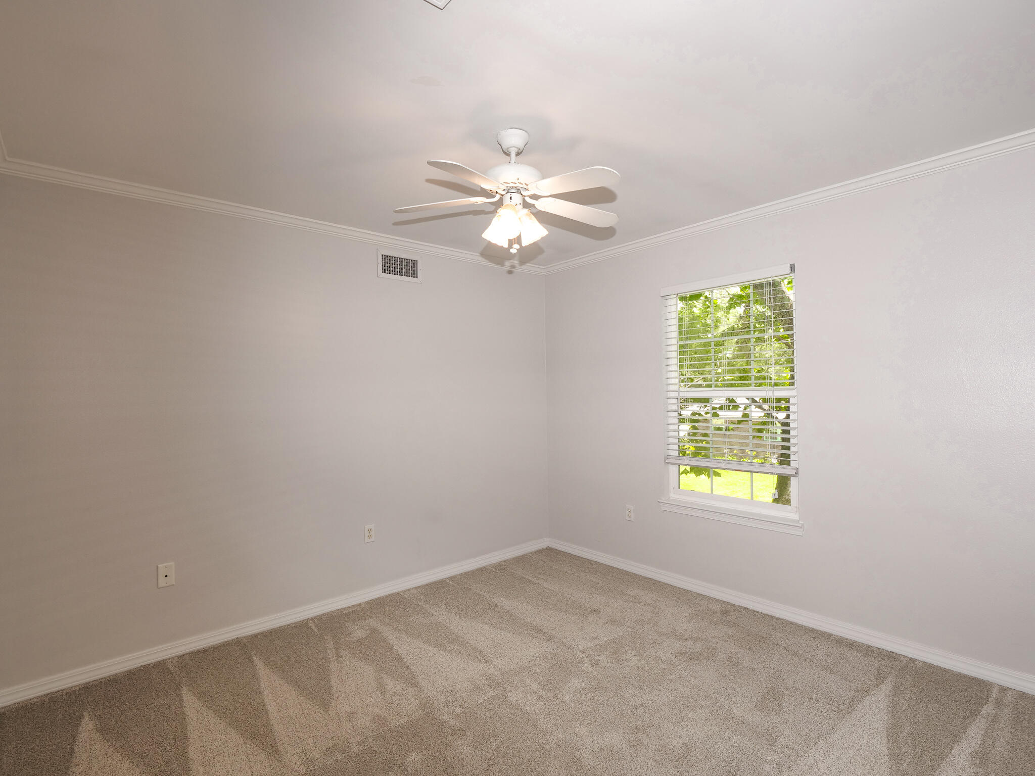 VALPARAISO PINECREST 1 - Residential