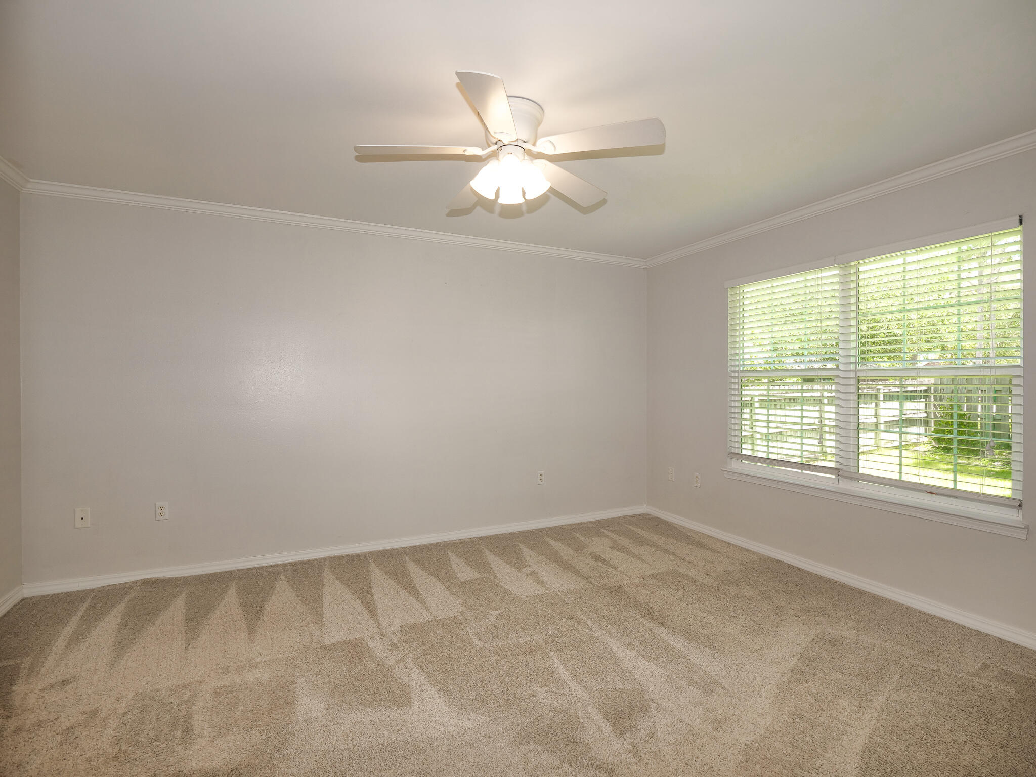 VALPARAISO PINECREST 1 - Residential