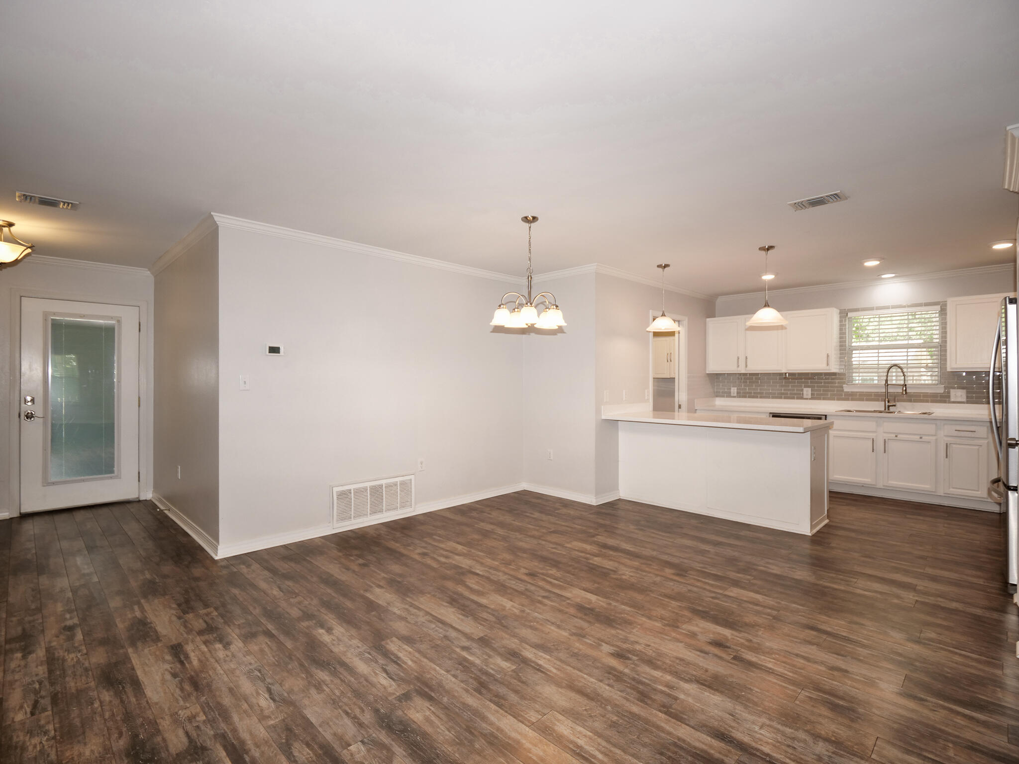 VALPARAISO PINECREST 1 - Residential