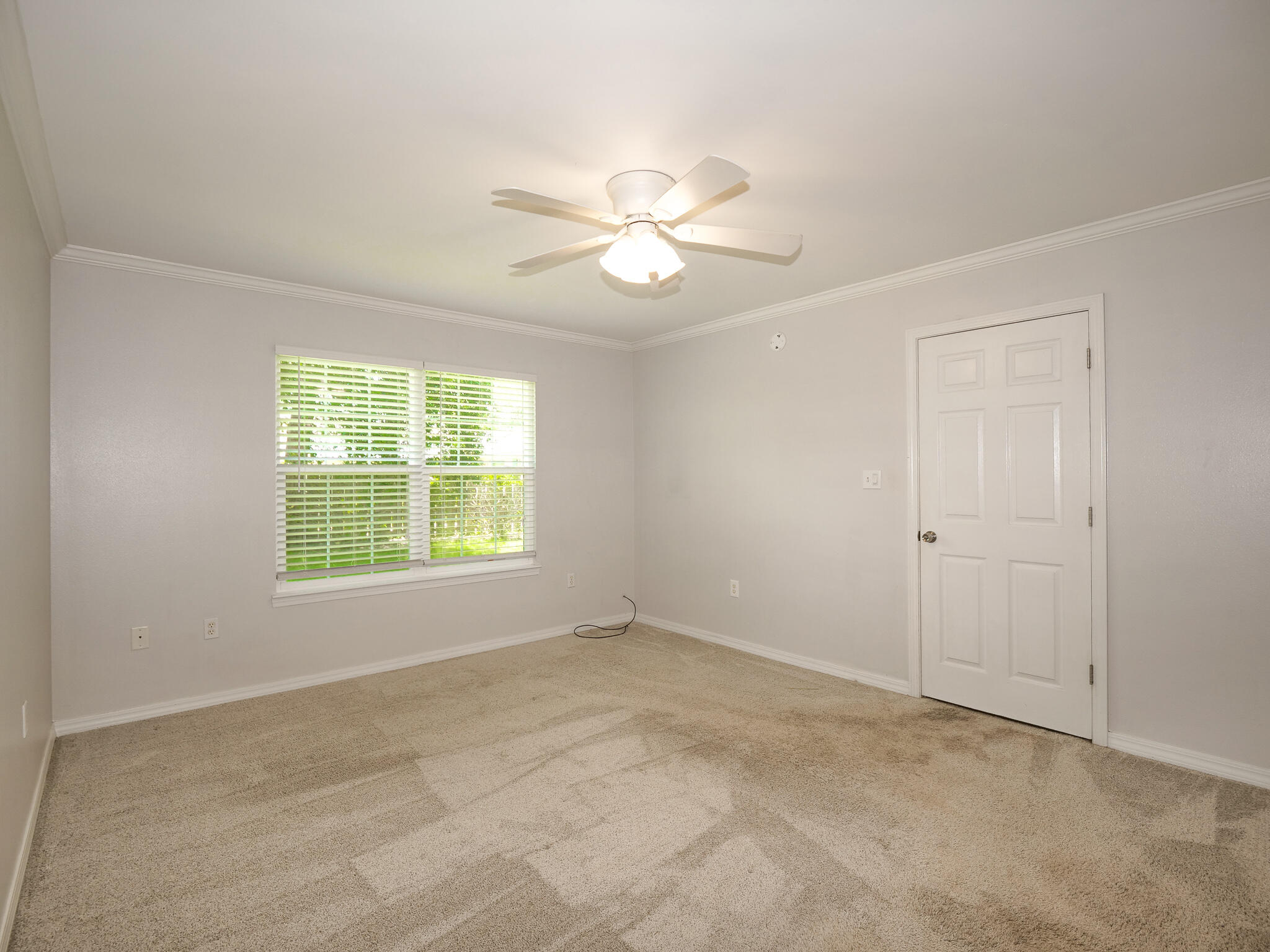 VALPARAISO PINECREST 1 - Residential