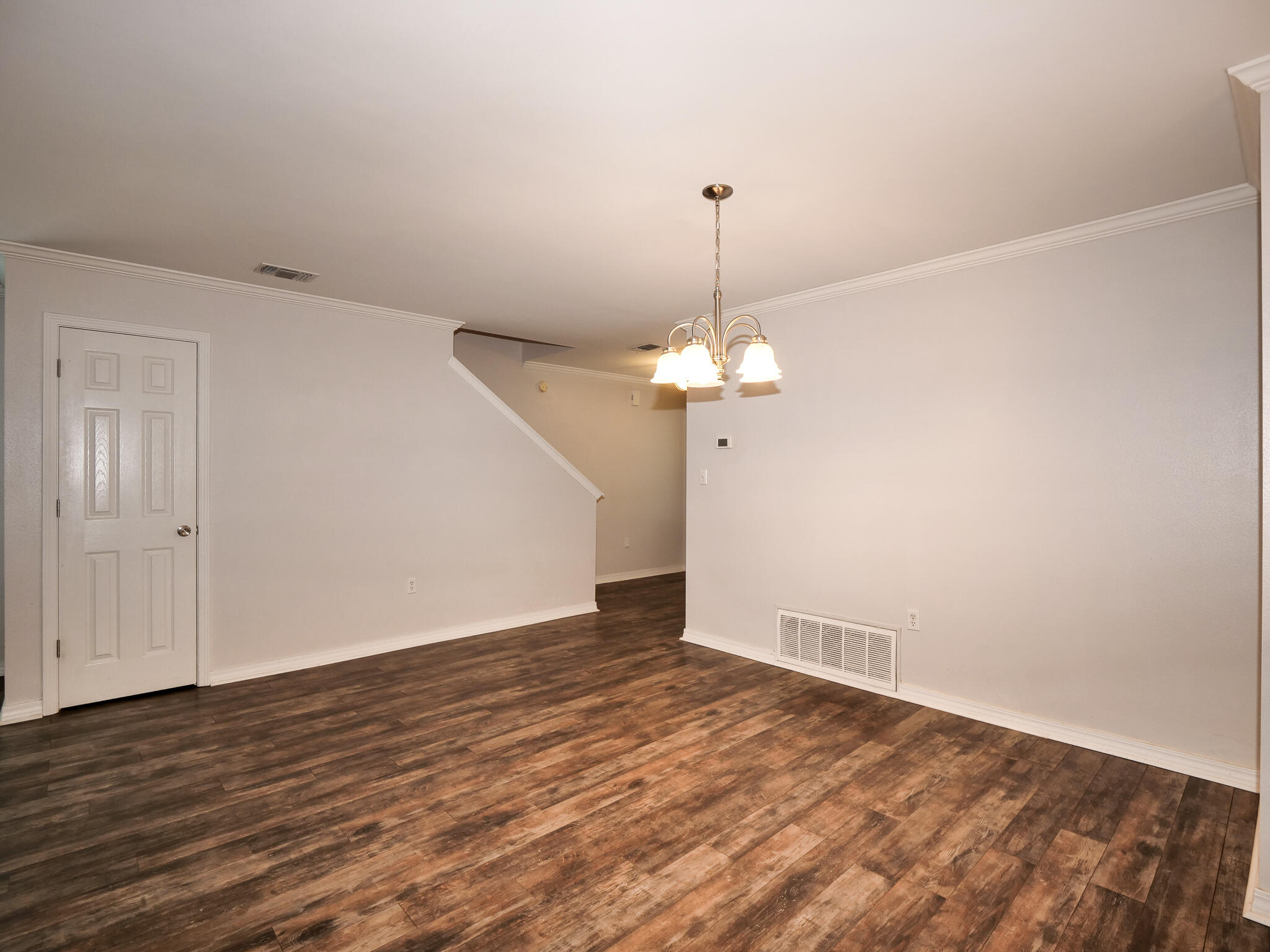 VALPARAISO PINECREST 1 - Residential