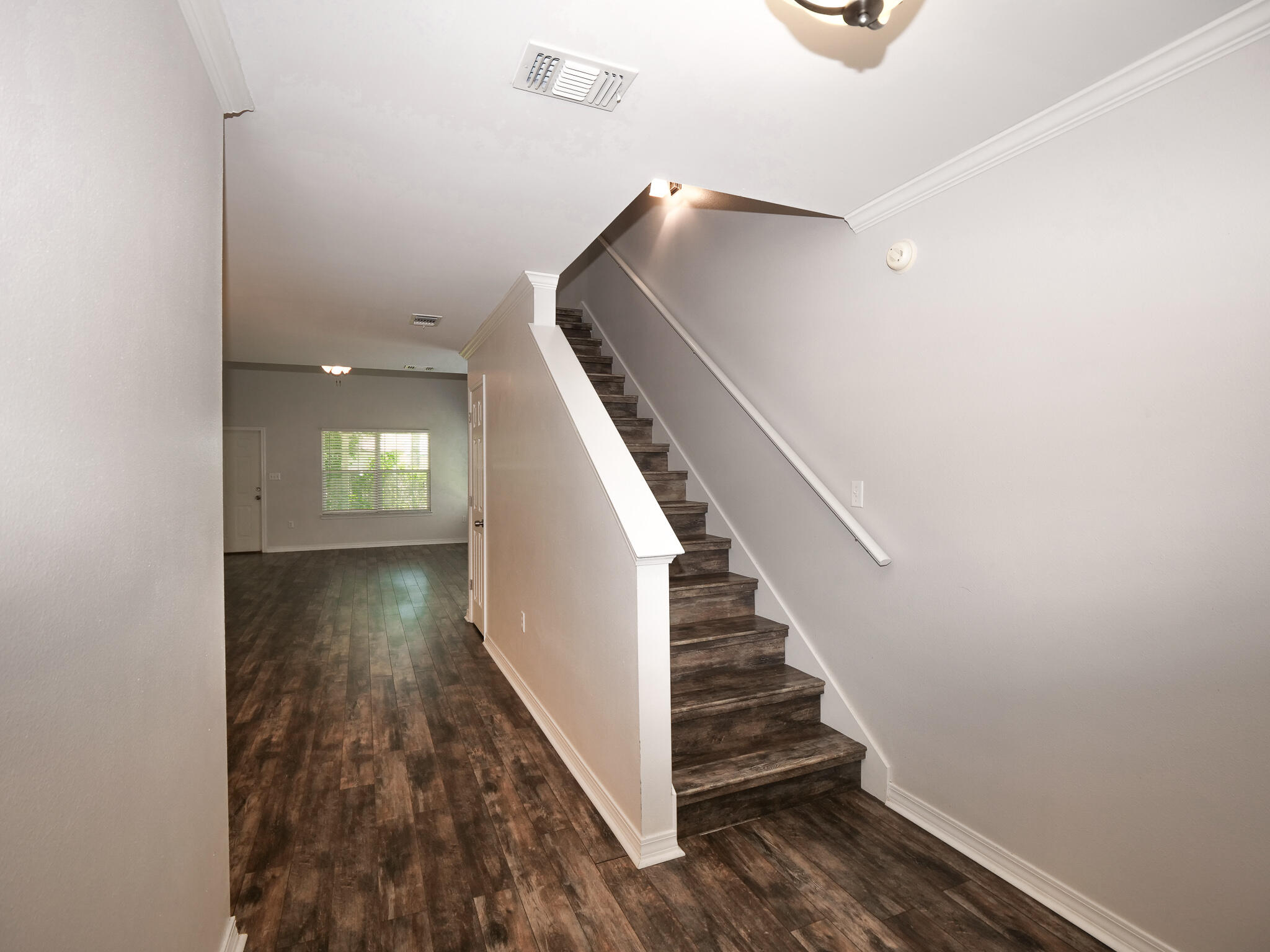 VALPARAISO PINECREST 1 - Residential