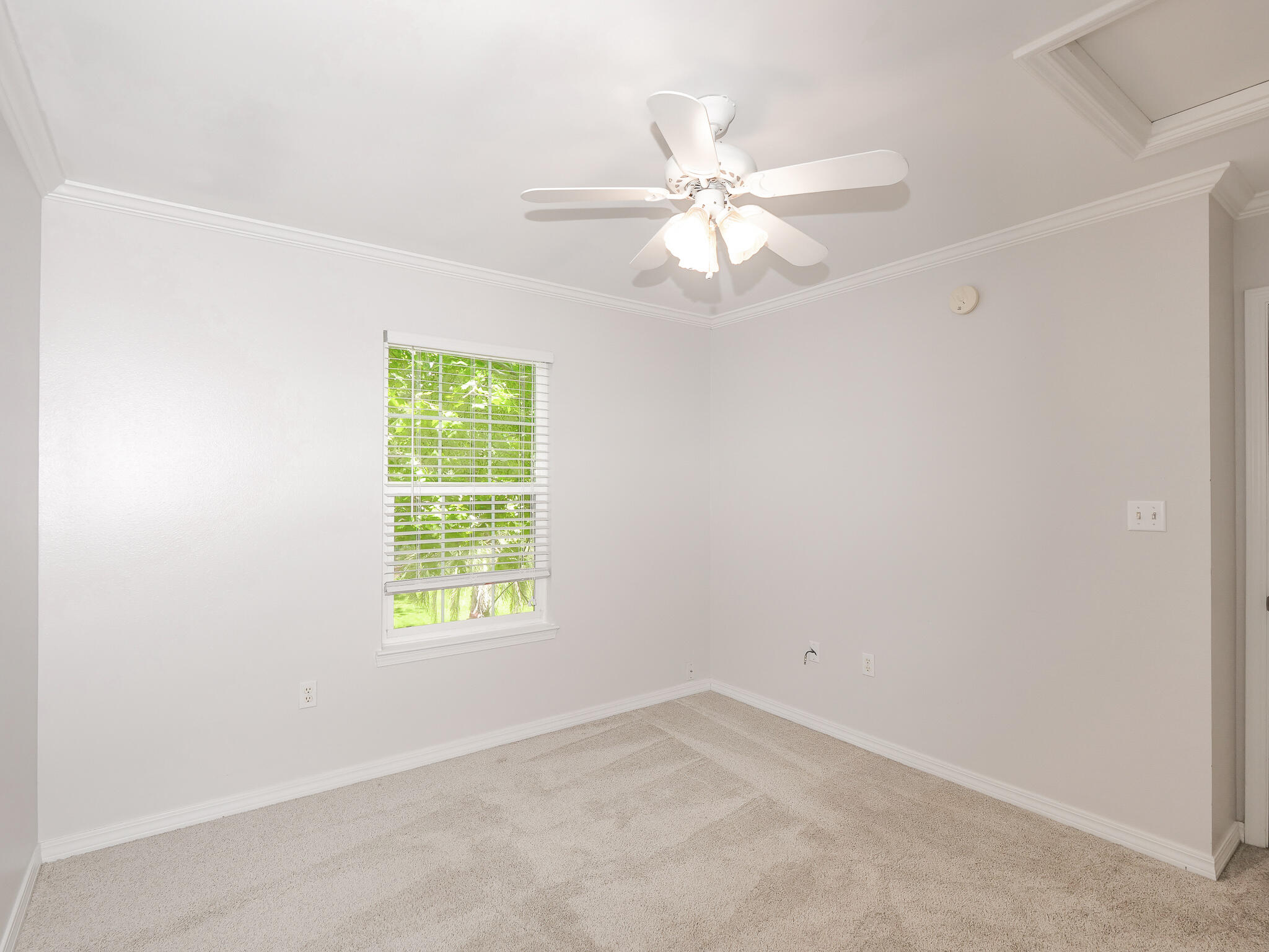 VALPARAISO PINECREST 1 - Residential