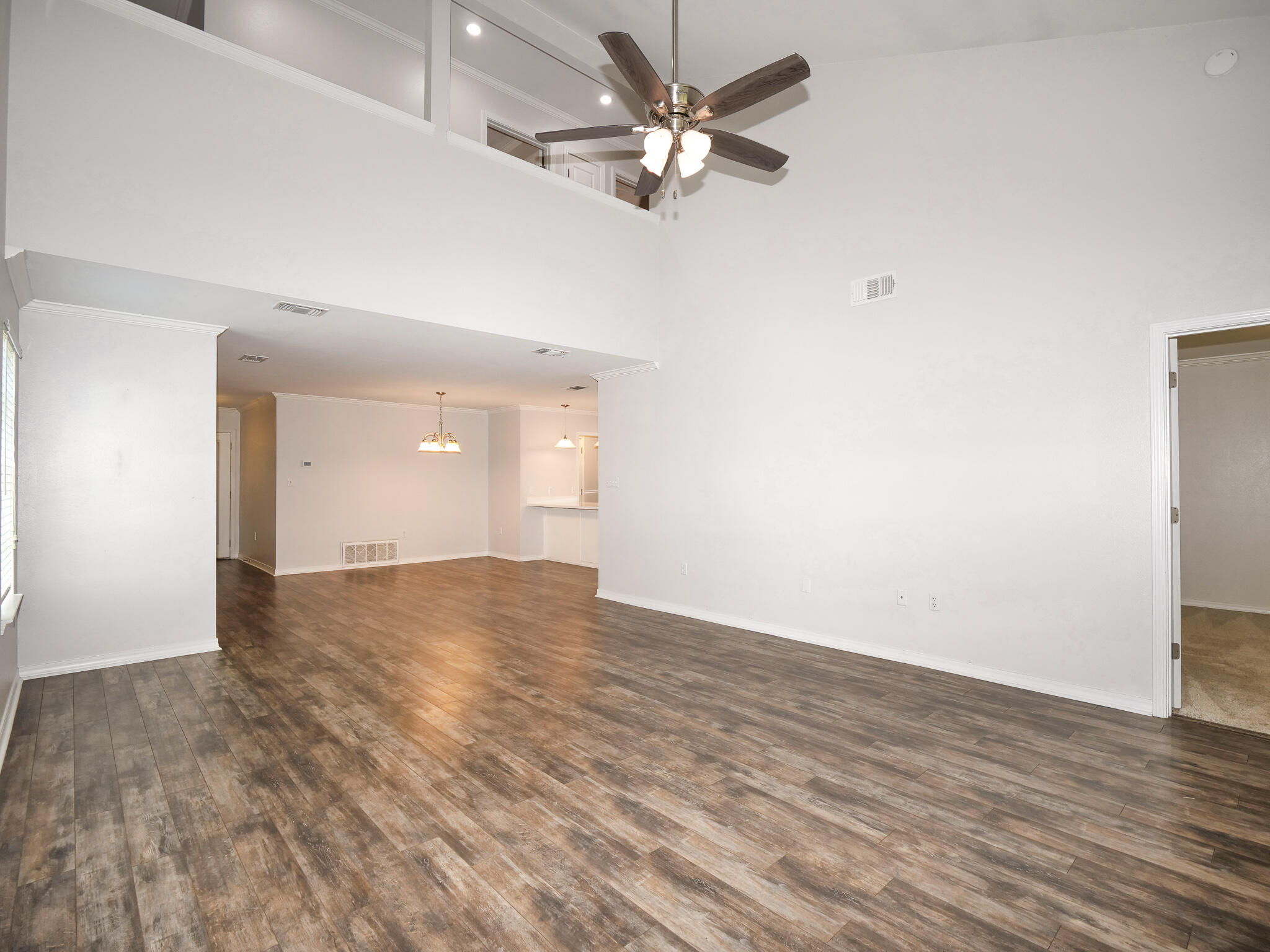 VALPARAISO PINECREST 1 - Residential