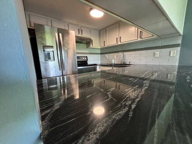 FINISTERRA CONDO - Residential Lease