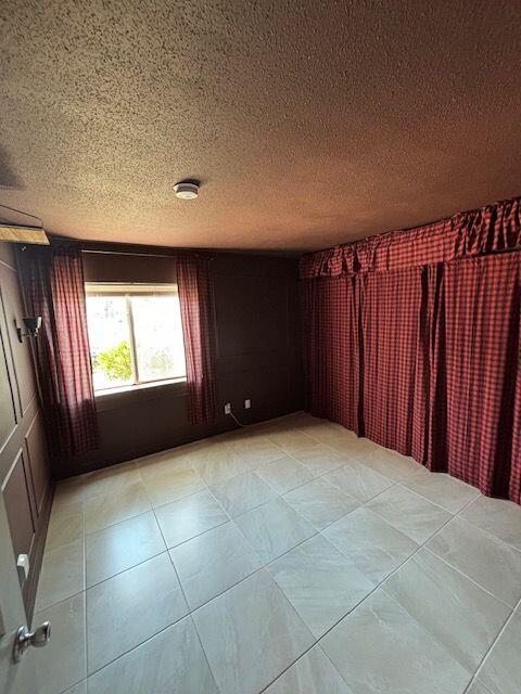 FINISTERRA CONDO - Residential Lease