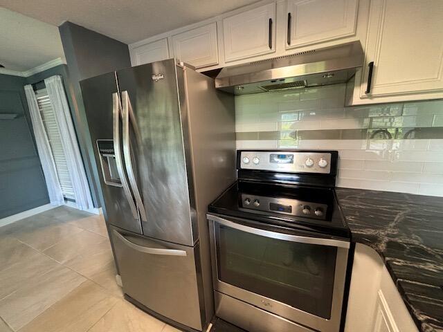 FINISTERRA CONDO - Residential Lease
