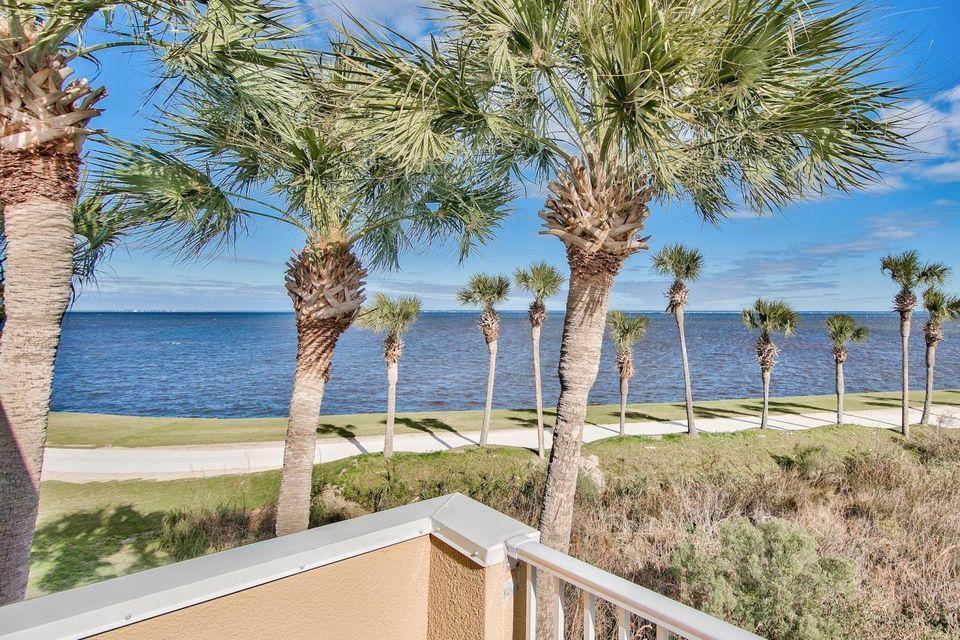 GRAND HARBOUR - Residential Lease