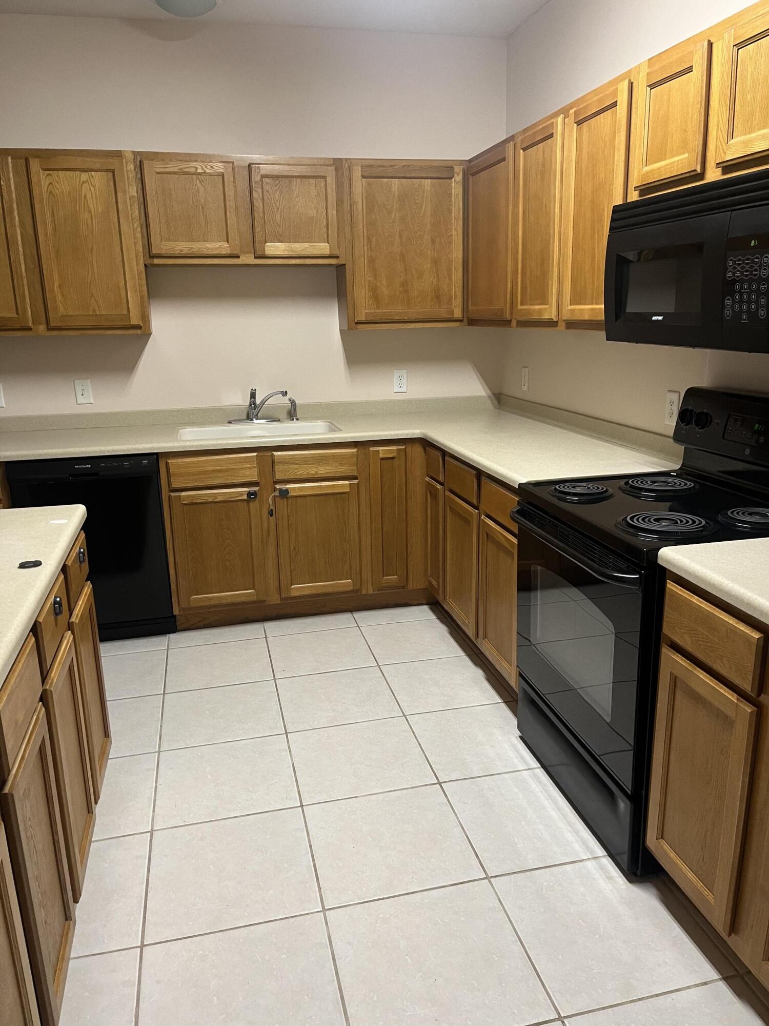 BEAVER RUN TOWNHOMES - Residential Lease