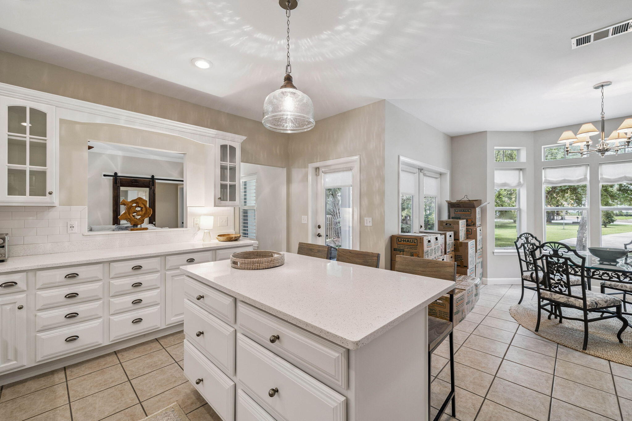 SHADY OAKS - Residential