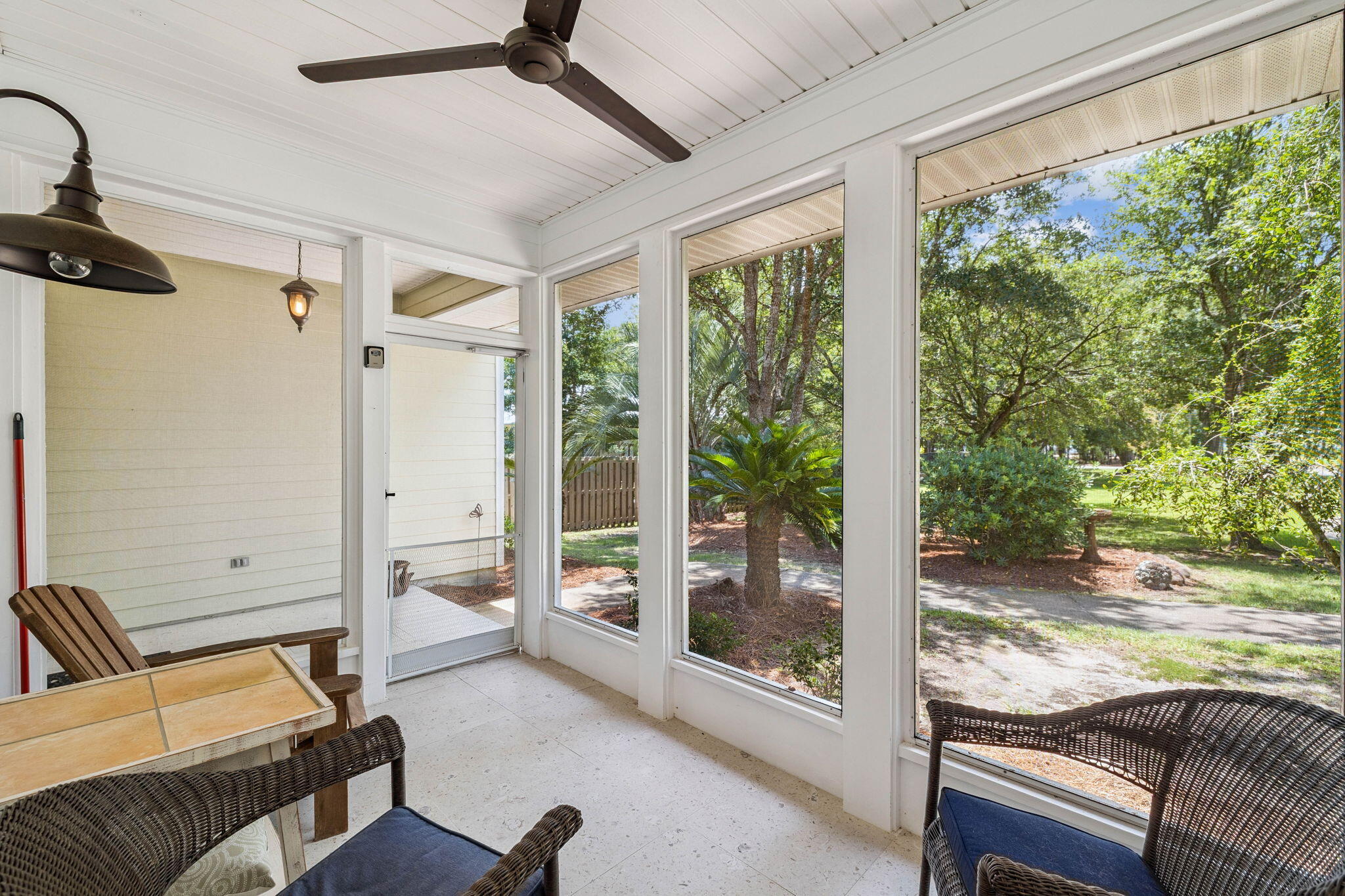 SHADY OAKS - Residential