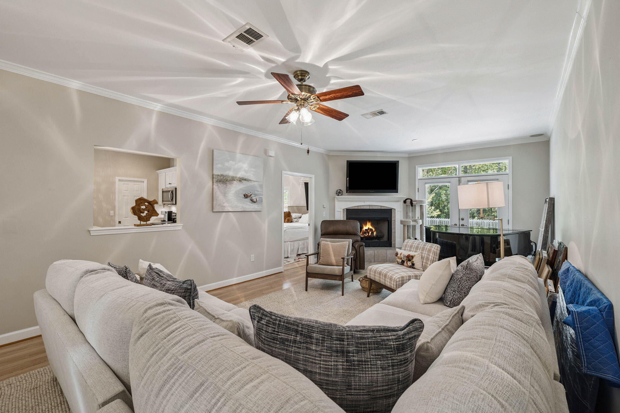 SHADY OAKS - Residential