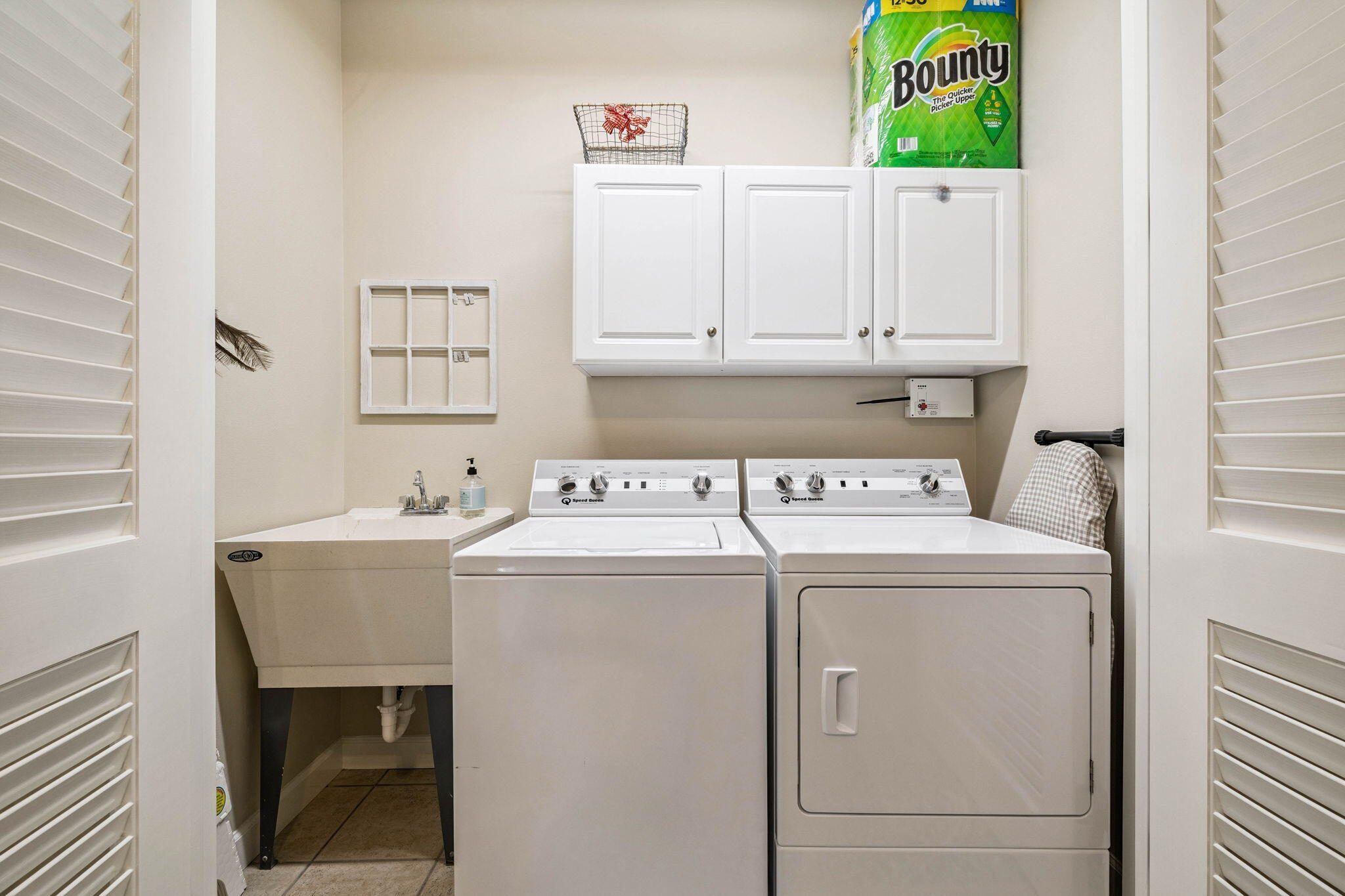 SHADY OAKS - Residential