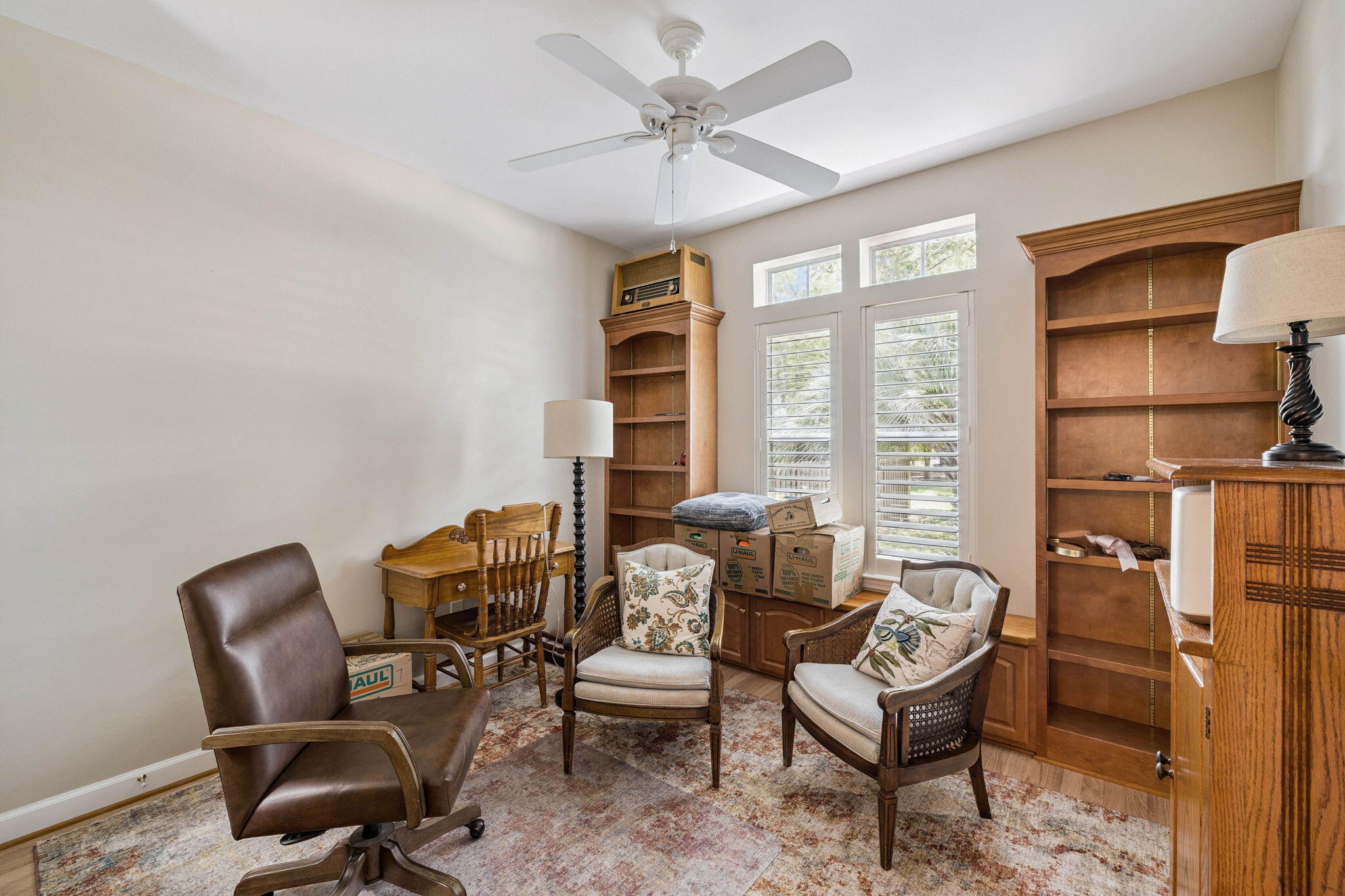 SHADY OAKS - Residential
