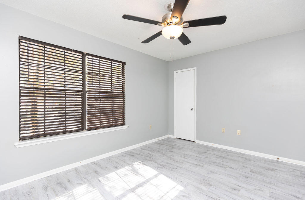 DEVAUX T/H - Residential Lease