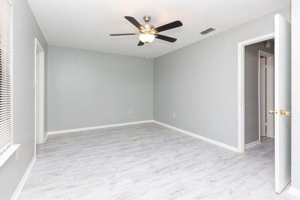 DEVAUX T/H - Residential Lease