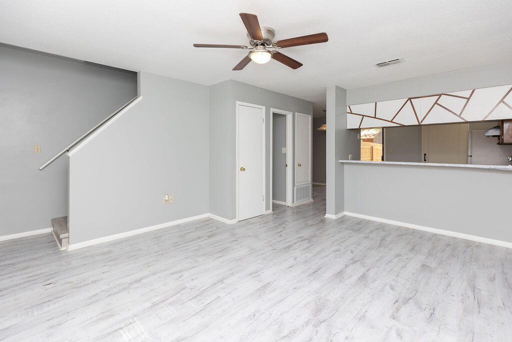 DEVAUX T/H - Residential Lease